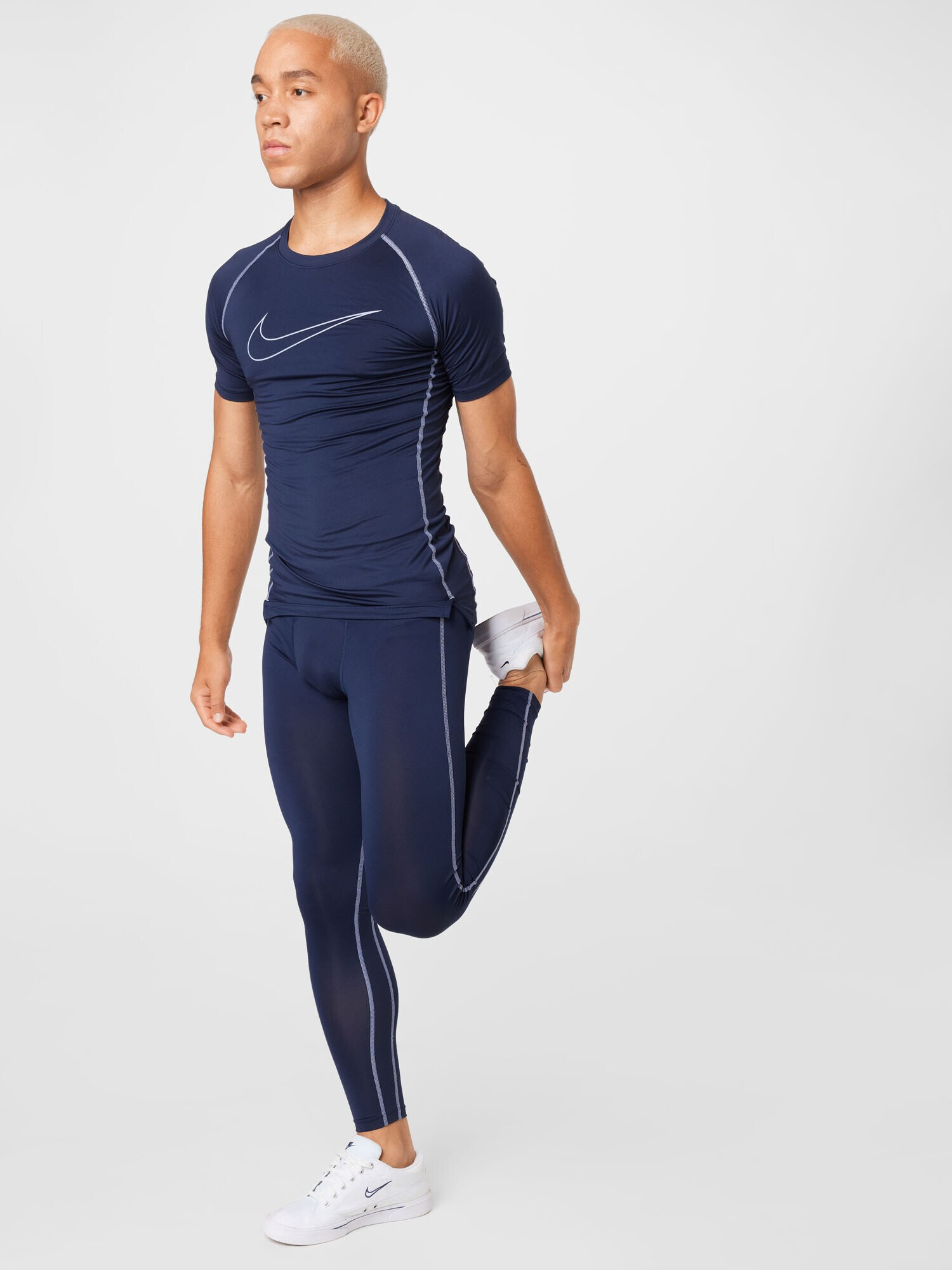 NIKE Pantaloni sport bleumarin / mov pastel / negru - Pled.ro