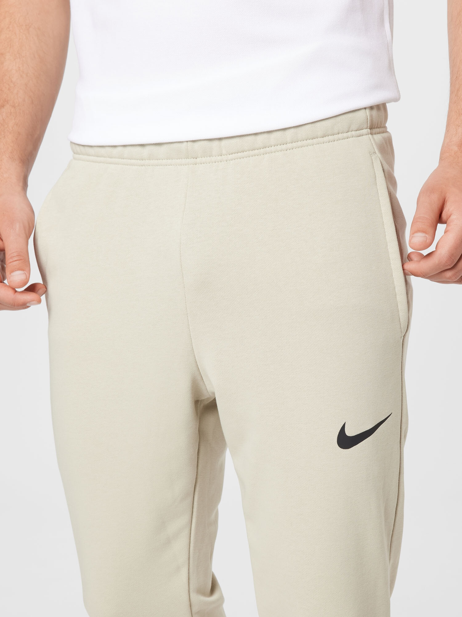 NIKE Pantaloni sport crem / negru - Pled.ro