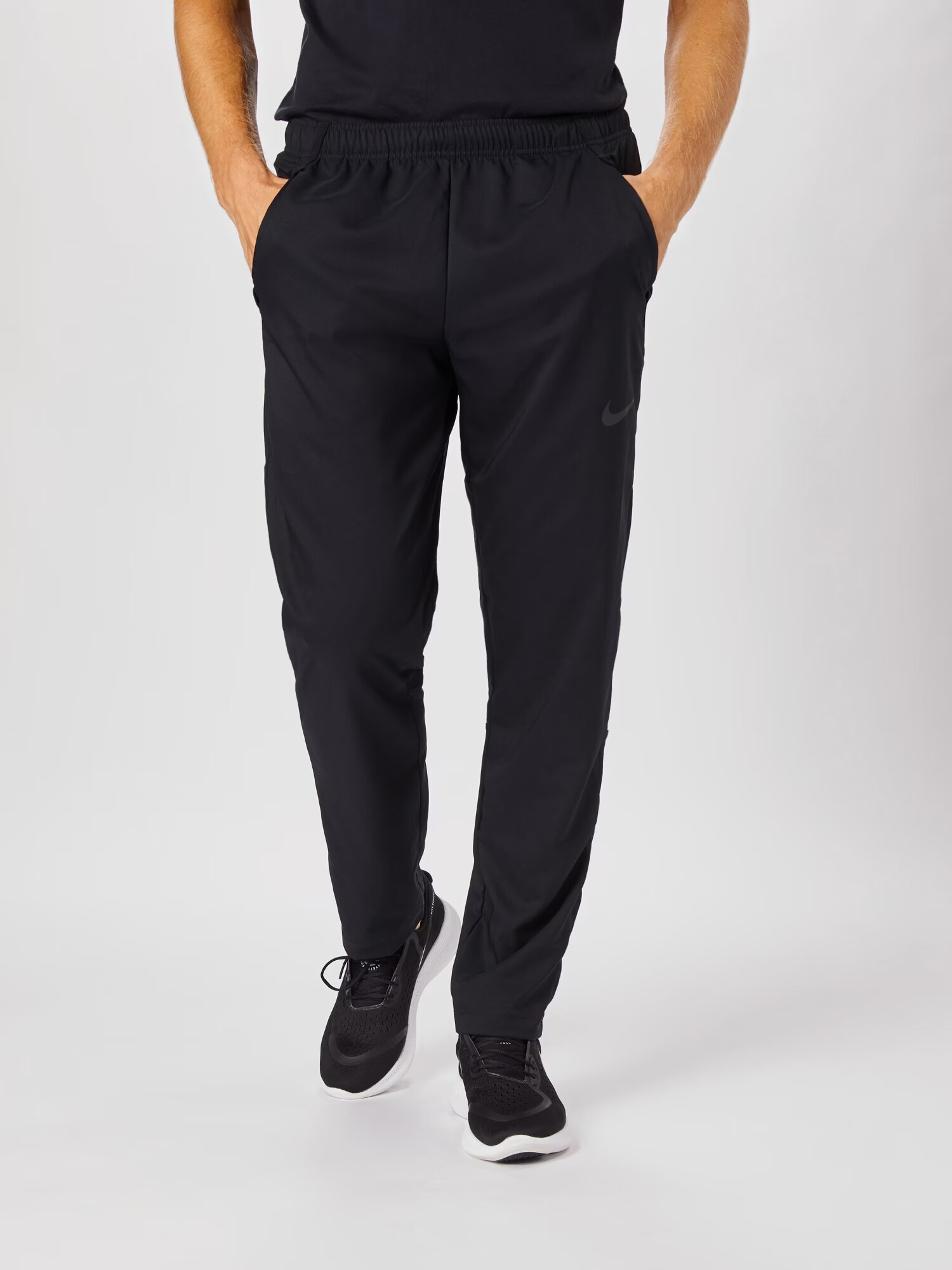 NIKE Pantaloni sport 'Dry Woven' gri / negru - Pled.ro