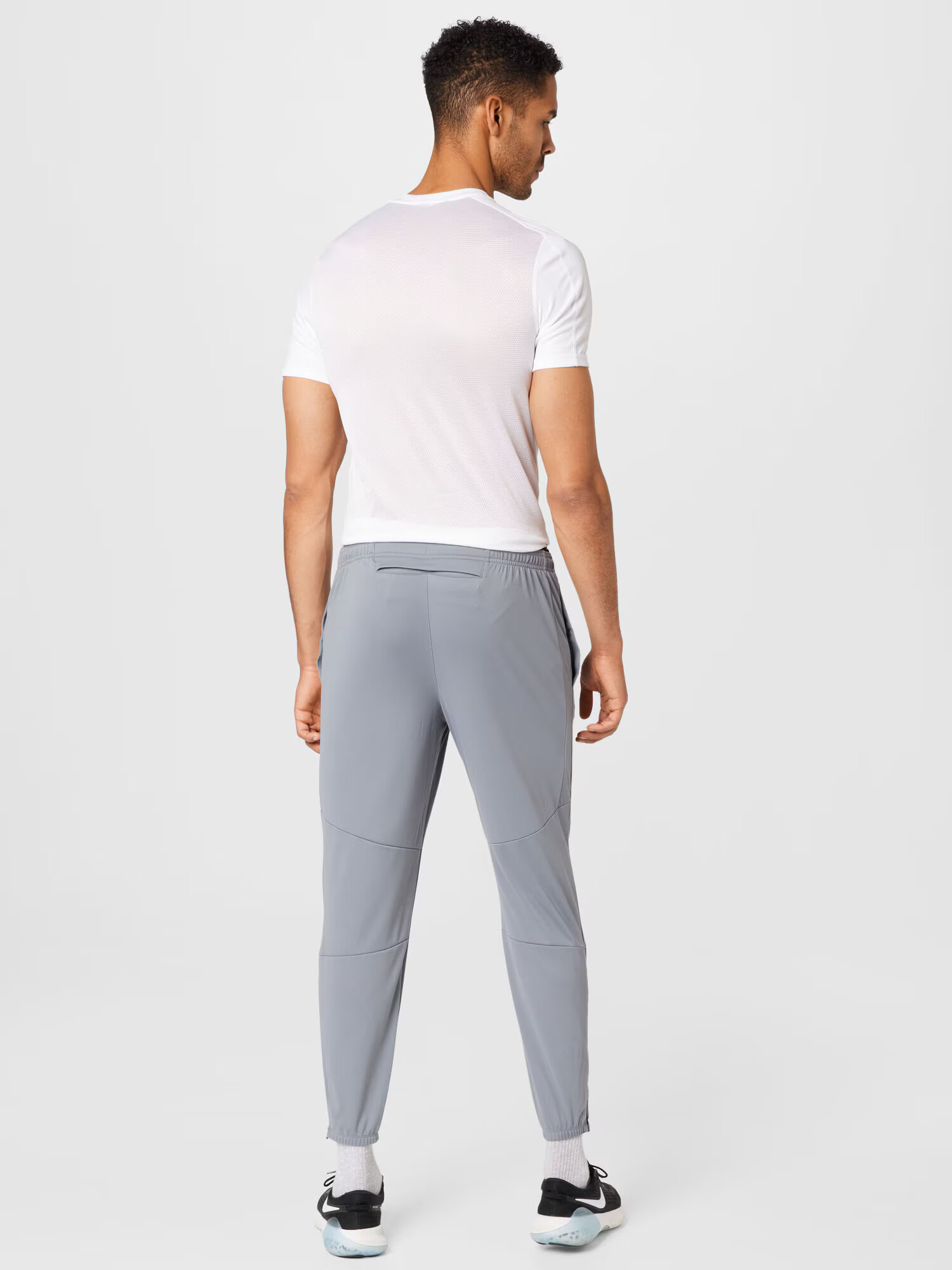 NIKE Pantaloni sport gri - Pled.ro