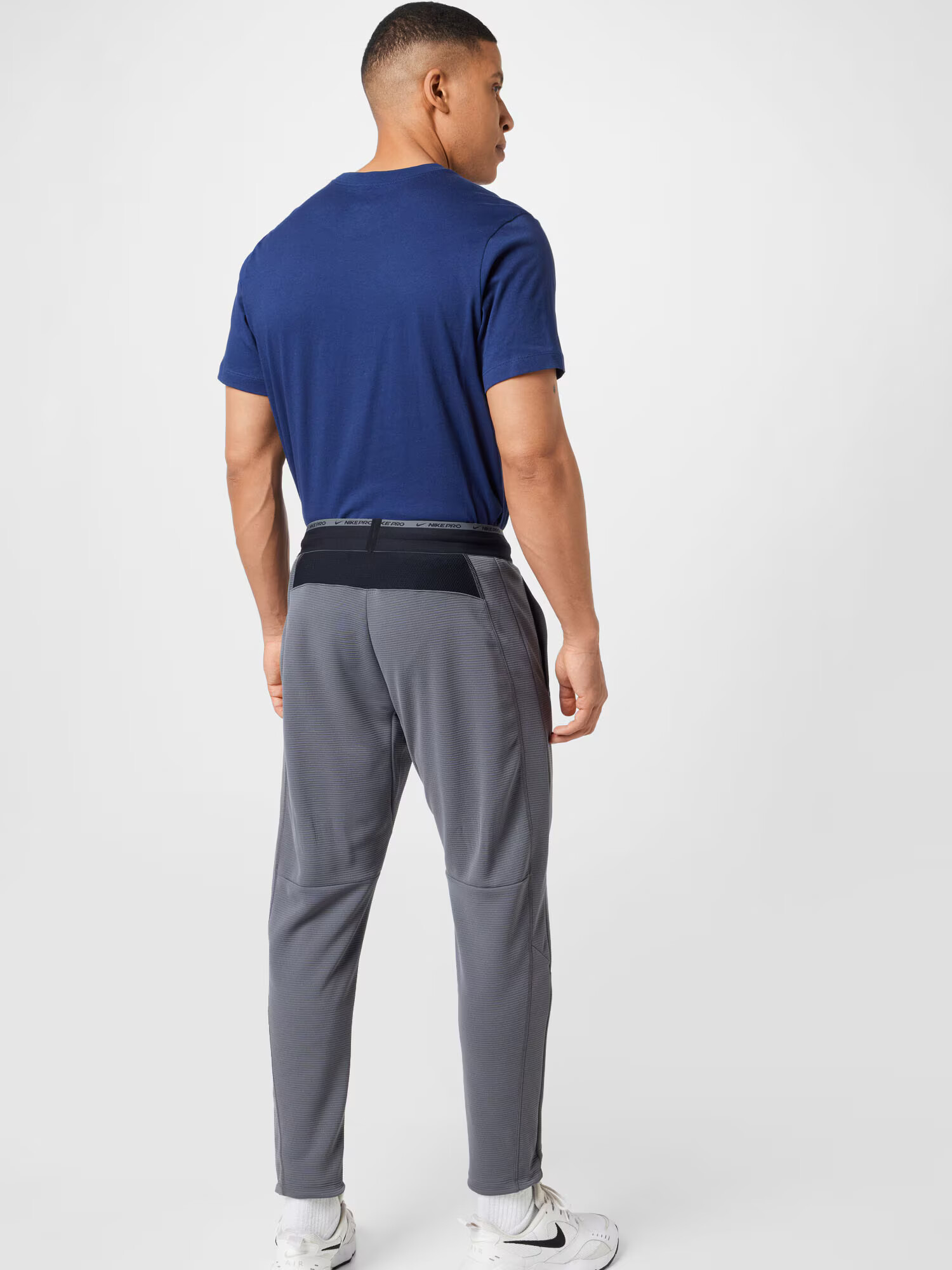 NIKE Pantaloni sport gri / negru - Pled.ro