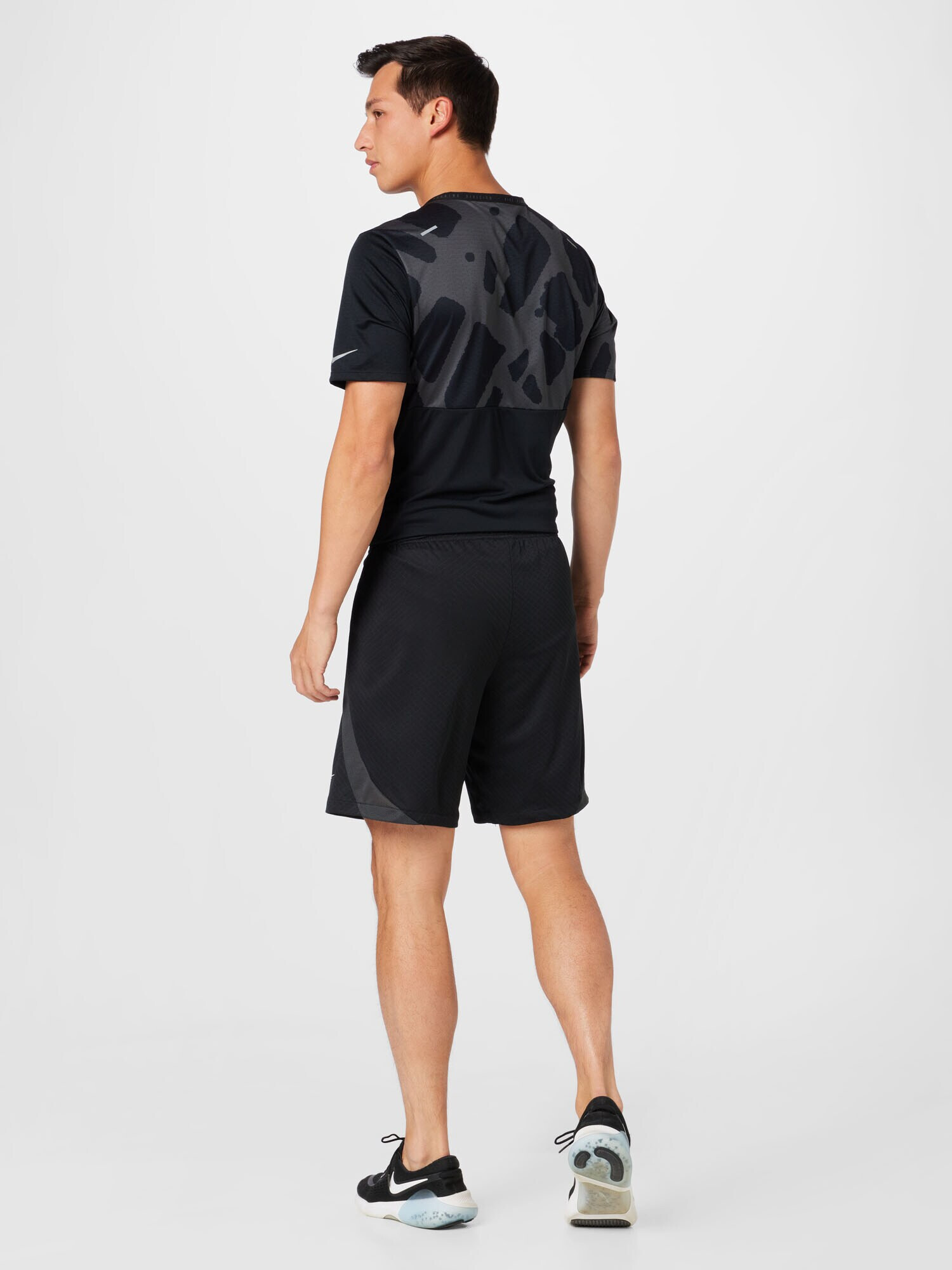 NIKE Pantaloni sport gri / negru / alb - Pled.ro