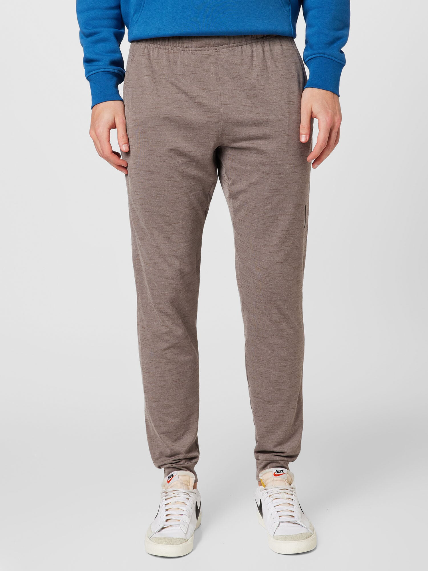 NIKE Pantaloni sport maro cămilă / negru - Pled.ro