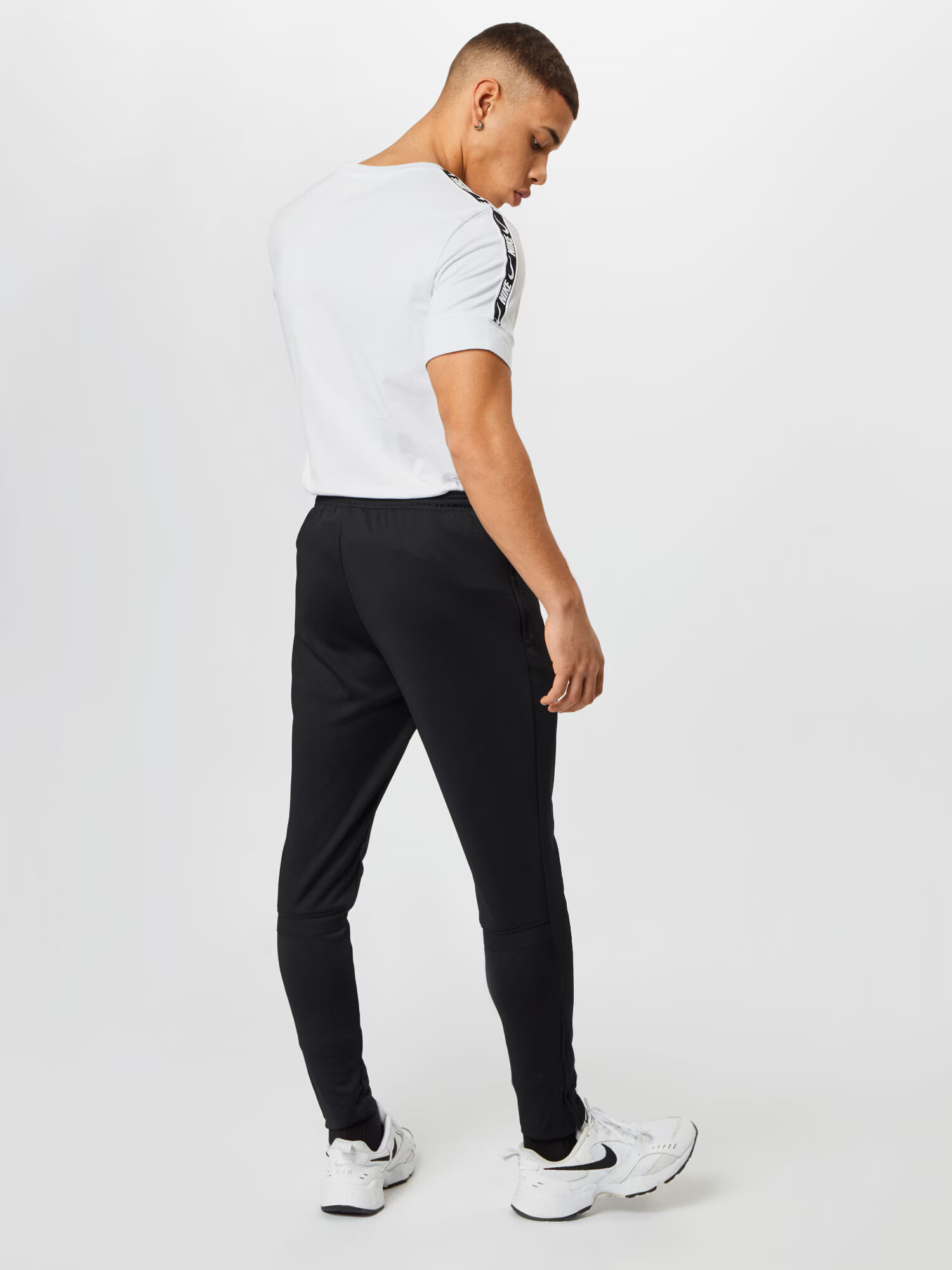 NIKE Pantaloni sport negru - Pled.ro