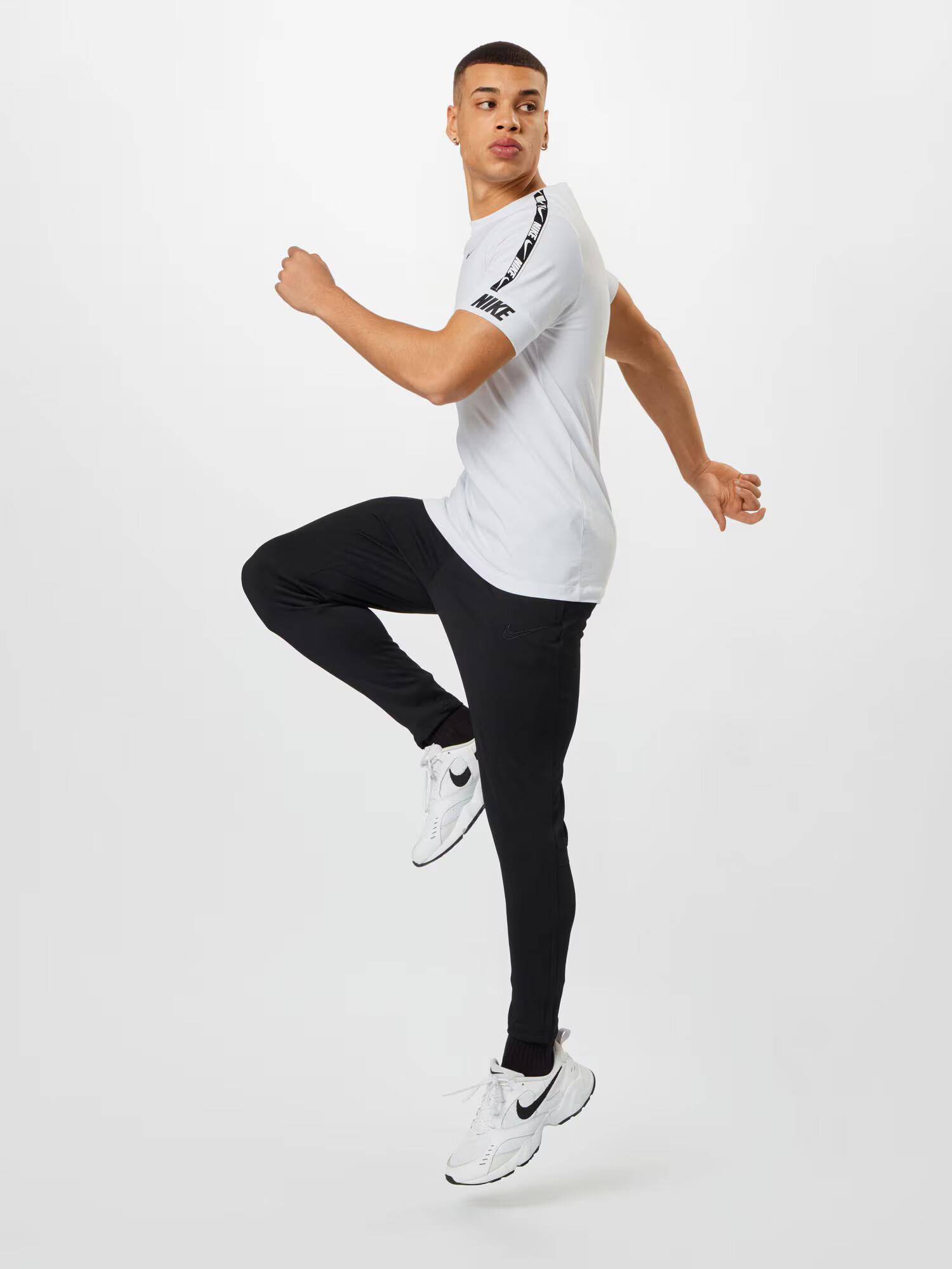 NIKE Pantaloni sport negru - Pled.ro