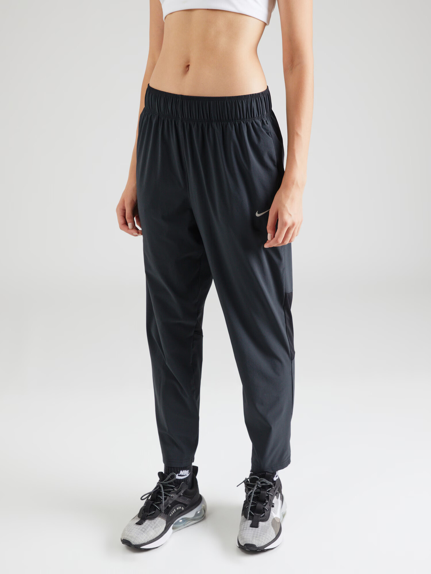 NIKE Pantaloni sport 'Fast' negru / alb - Pled.ro