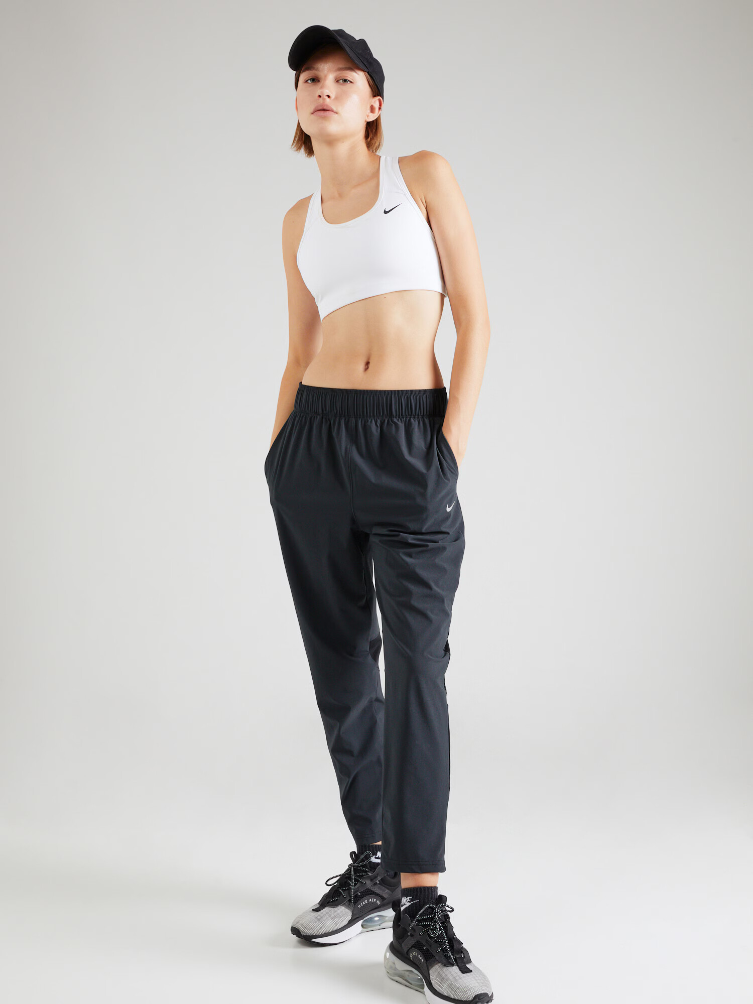 NIKE Pantaloni sport 'Fast' negru / alb - Pled.ro