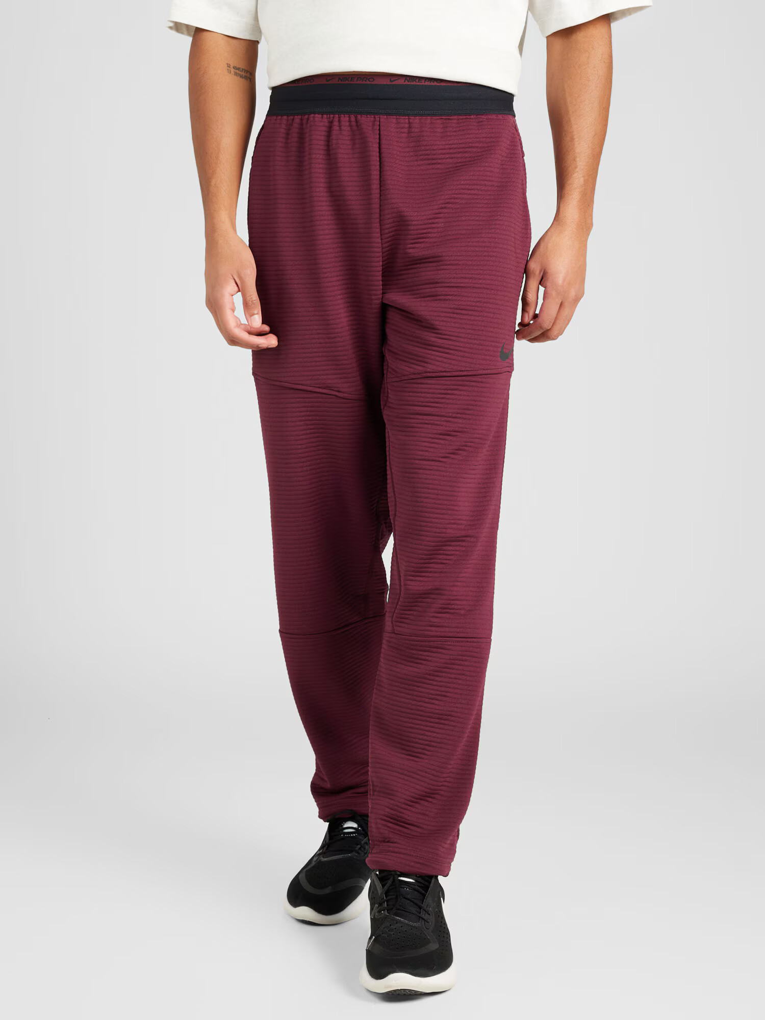 NIKE Pantaloni sport 'Pro' roșu bordeaux - Pled.ro