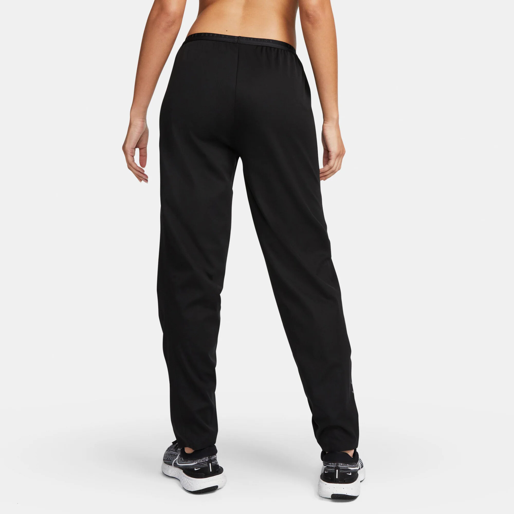 NIKE Pantaloni sport 'RUN' negru - Pled.ro