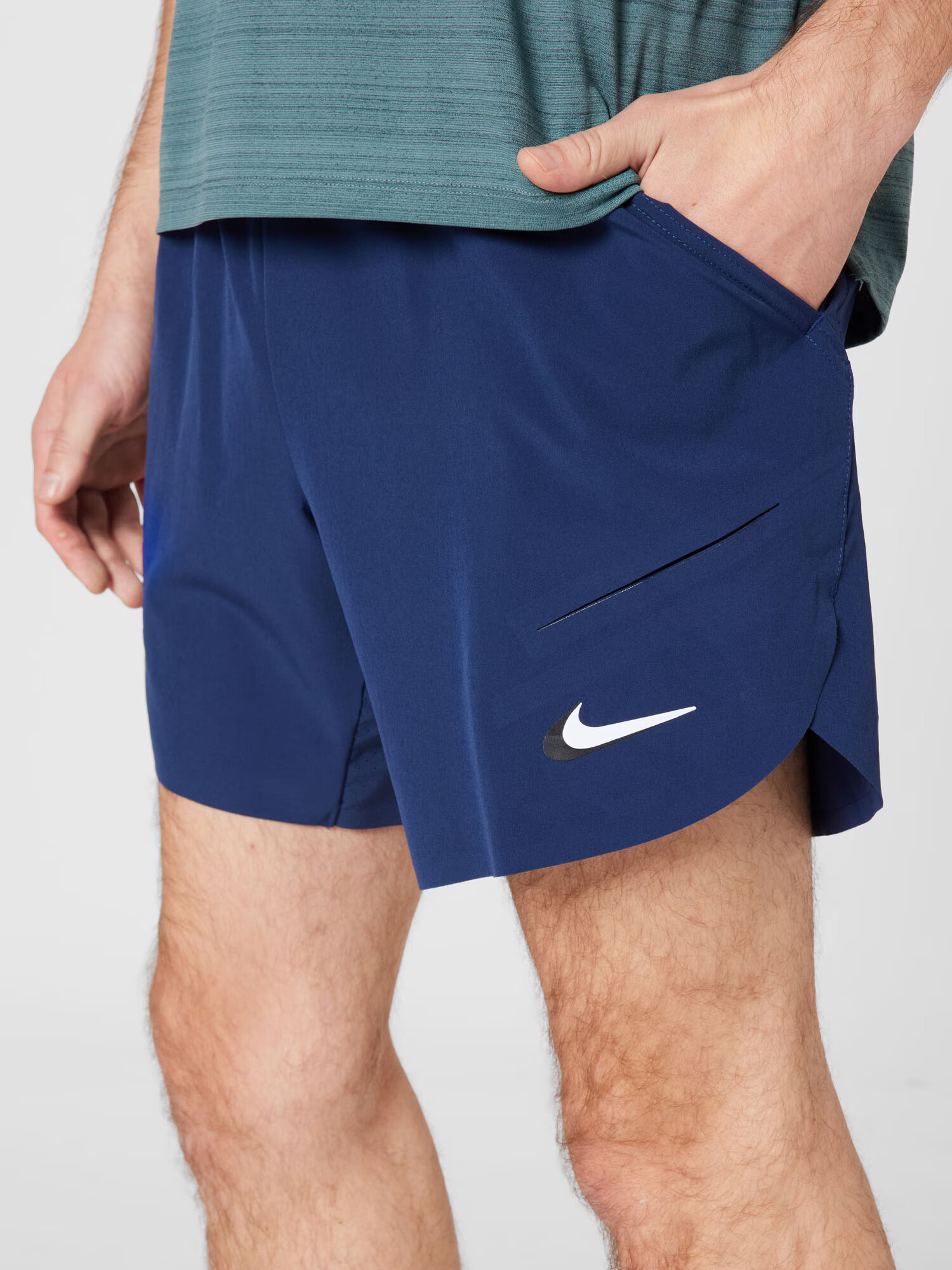 NIKE Pantaloni sport 'SLAM' bleumarin / negru / alb - Pled.ro