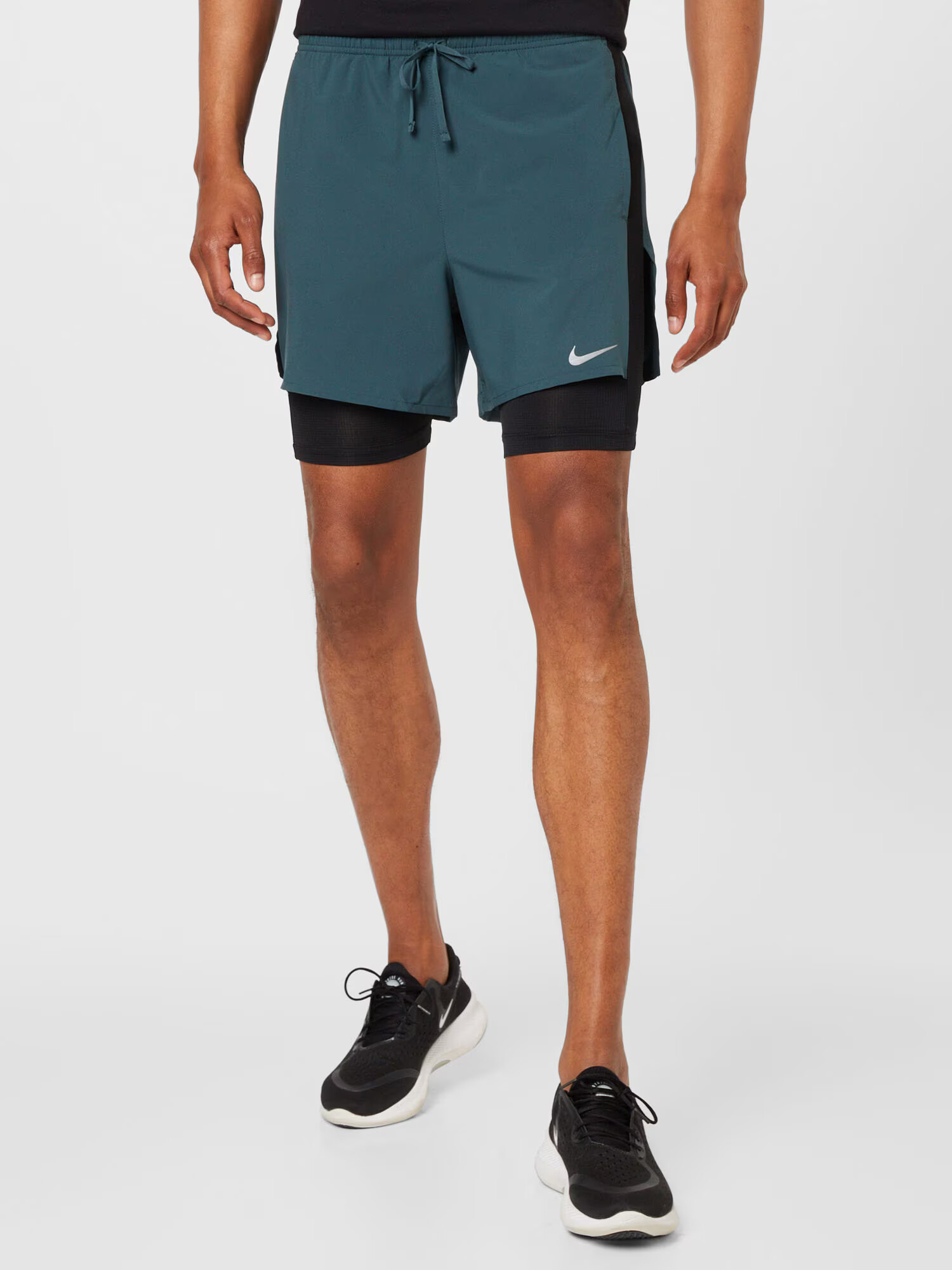 NIKE Pantaloni sport 'Stride' verde petrol / negru - Pled.ro