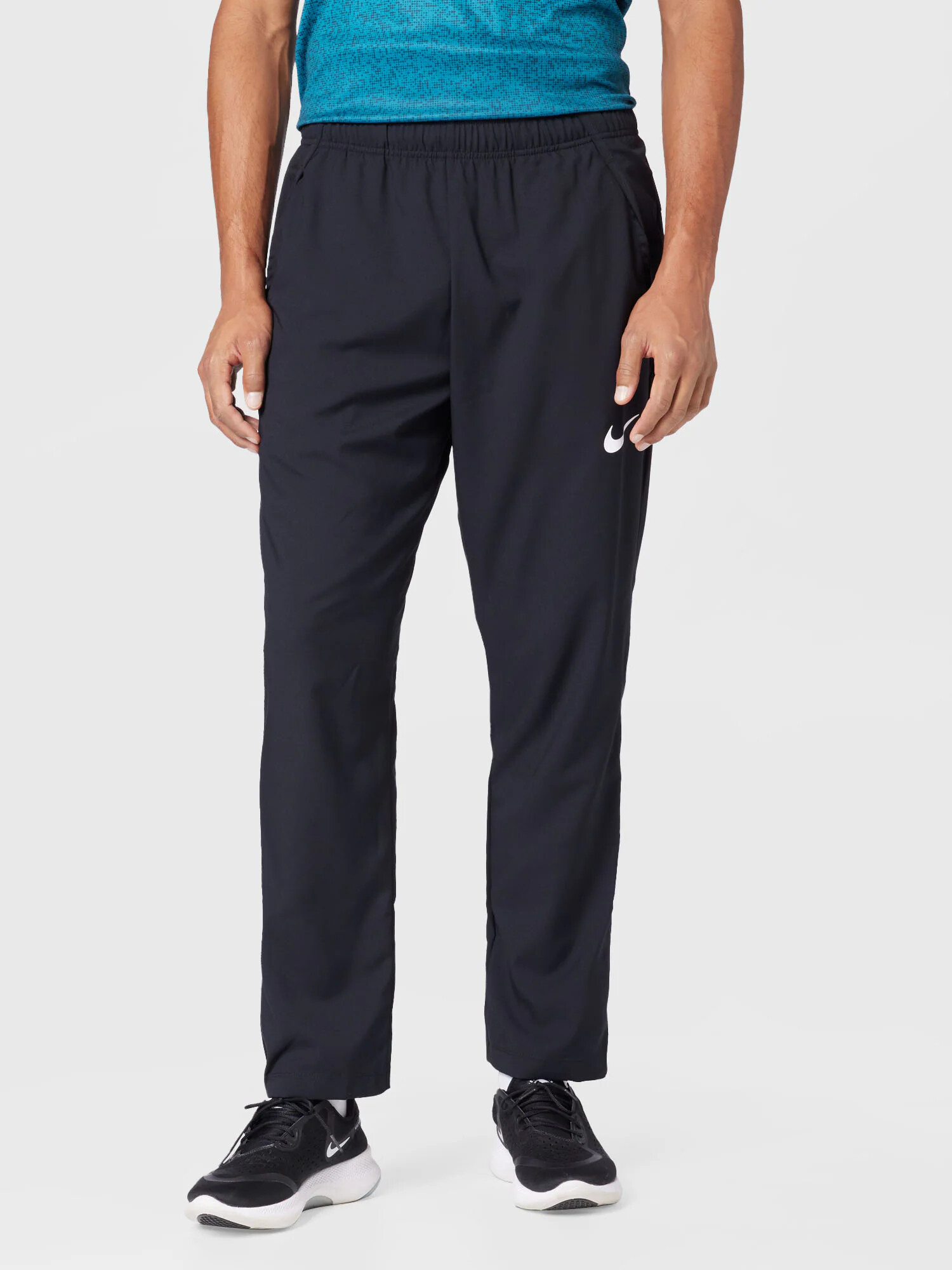 NIKE Pantaloni sport 'Team' negru / alb - Pled.ro