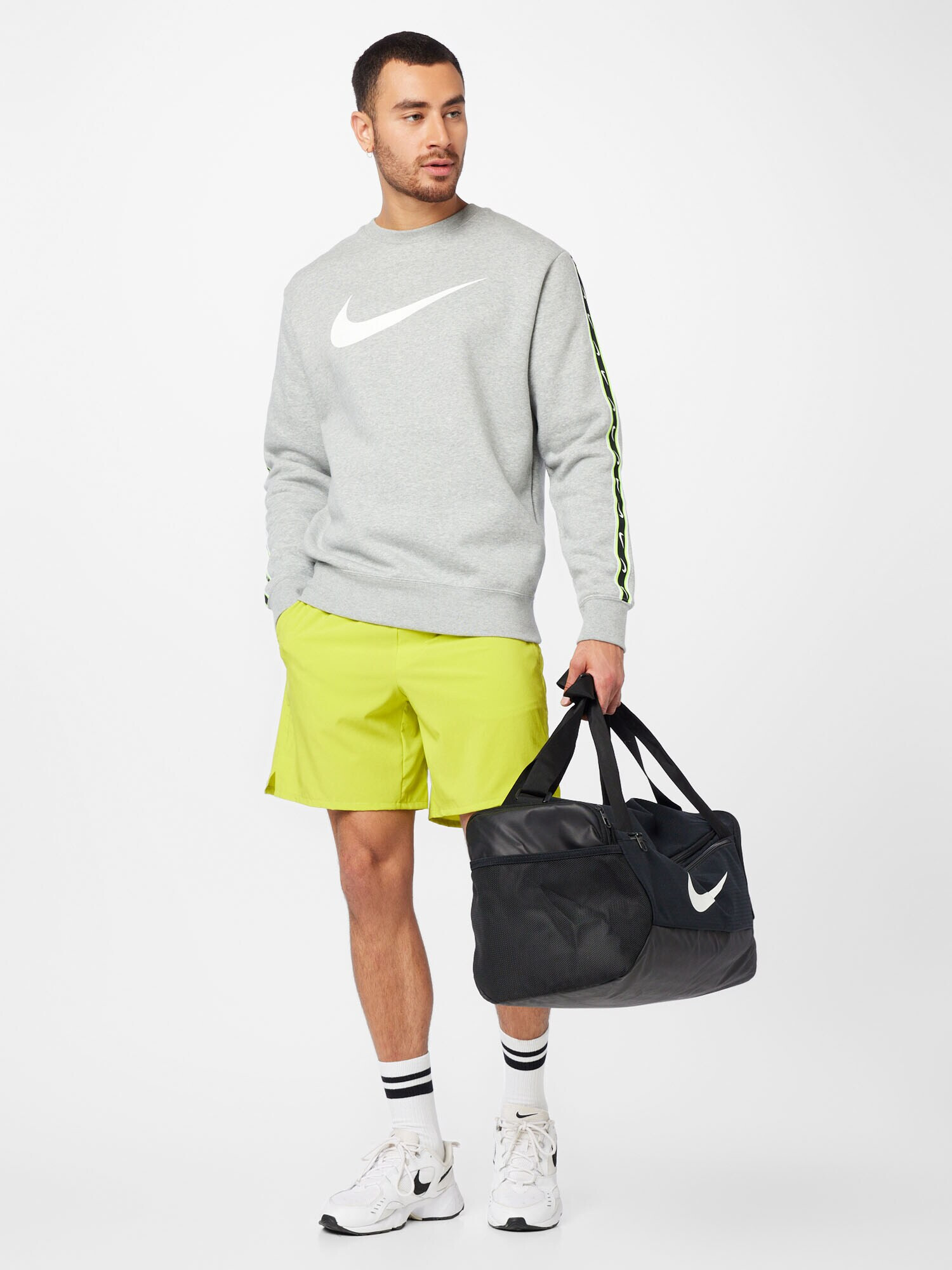 NIKE Pantaloni sport verde neon - Pled.ro