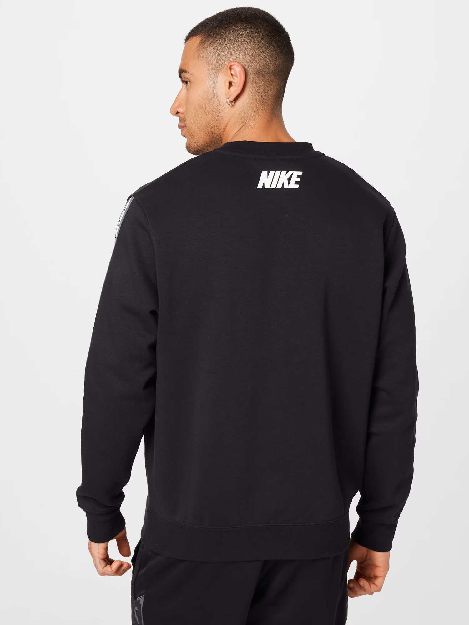 Nike Sportswear Bluză de molton negru / alb - Pled.ro