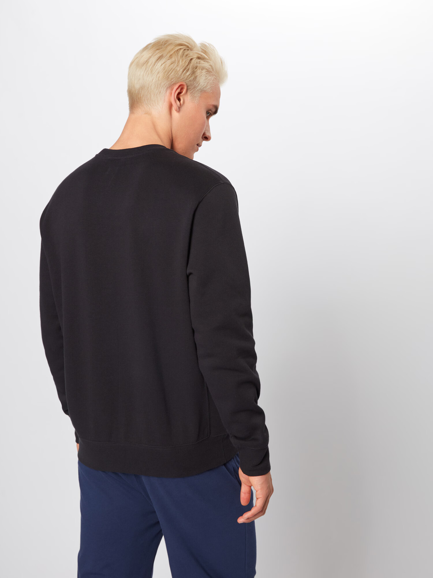 Nike Sportswear Bluză de molton 'Club Fleece' negru / alb - Pled.ro