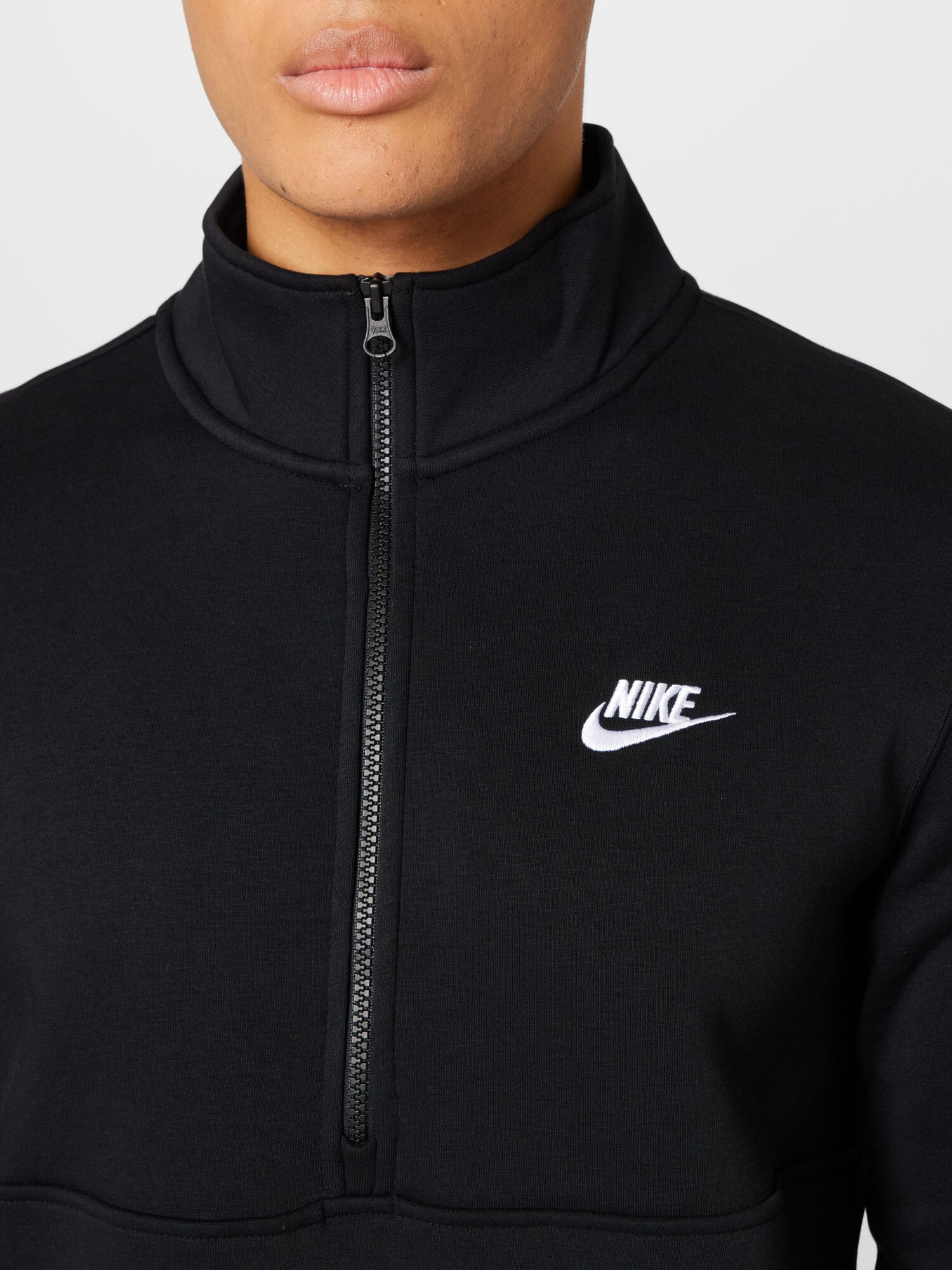 Nike Sportswear Bluză de molton negru / alb - Pled.ro