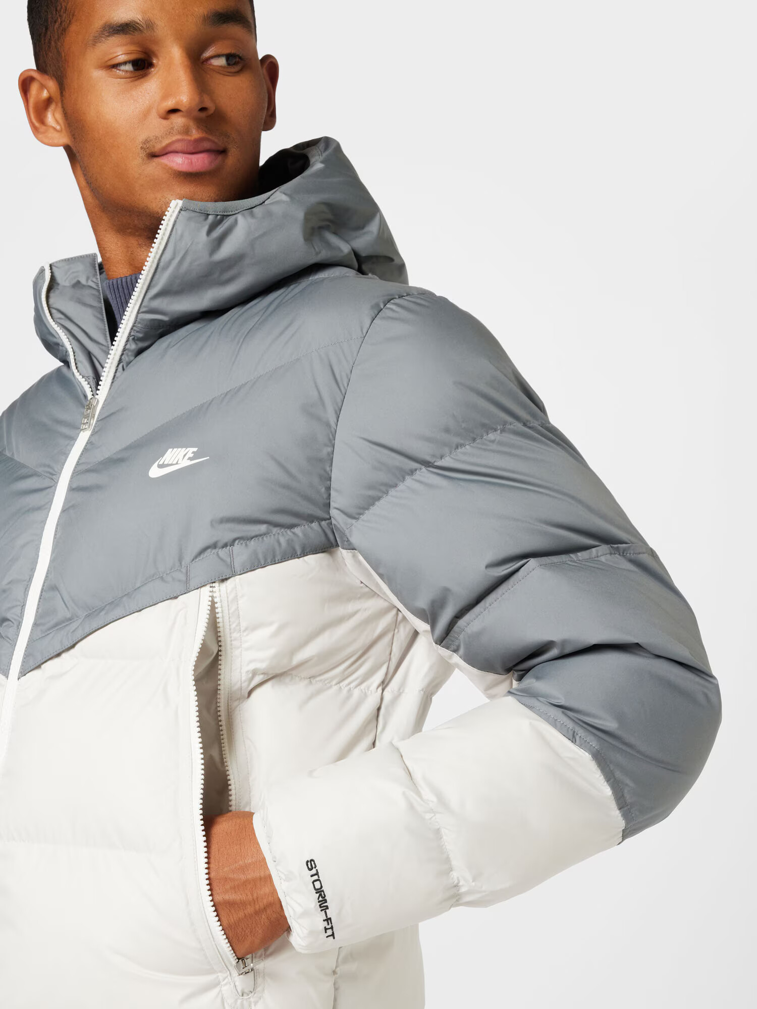 Nike Sportswear Geacă de iarnă gri / alb natural - Pled.ro