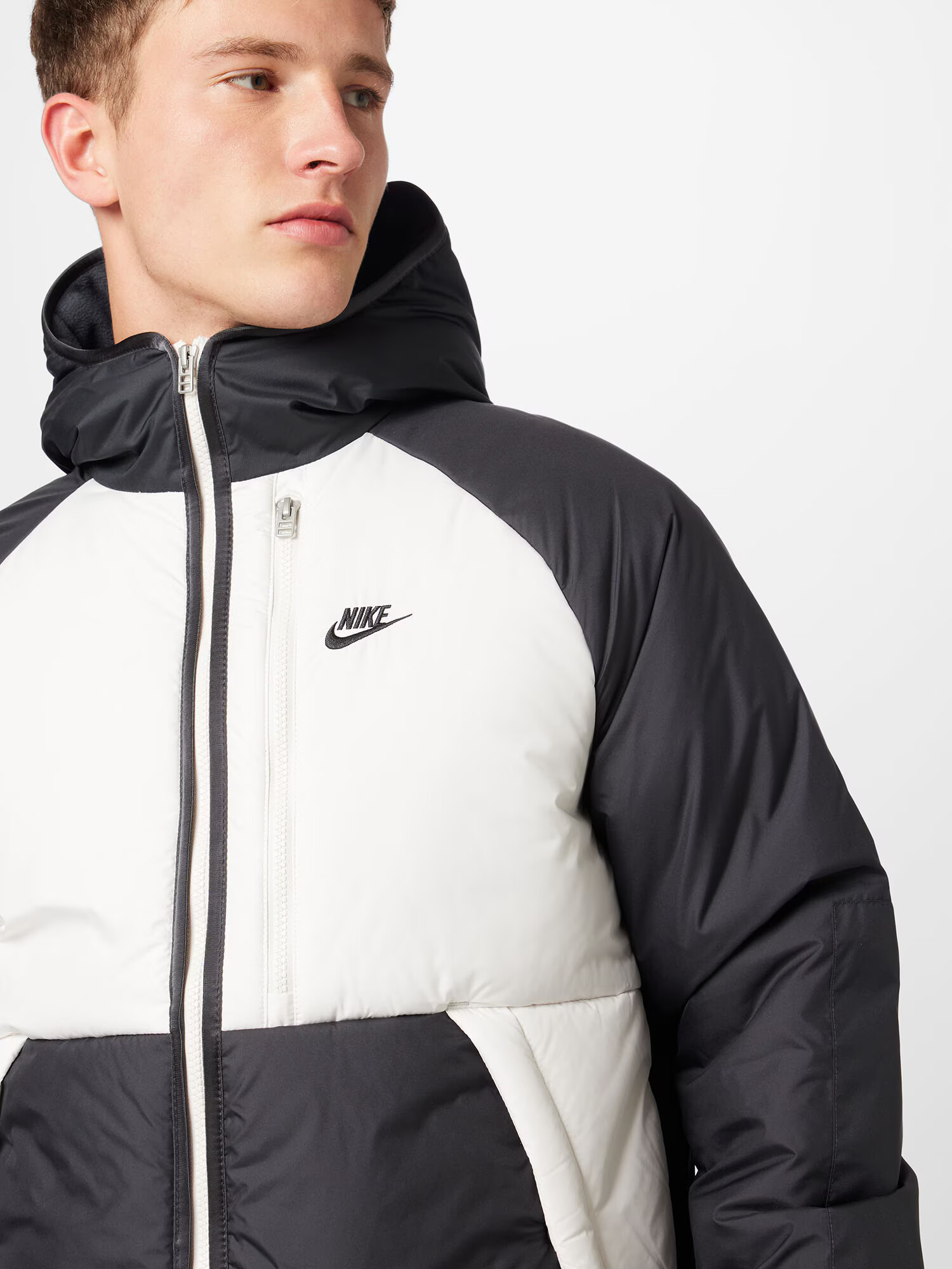 Nike Sportswear Geacă de primăvară-toamnă gri închis / alb - Pled.ro