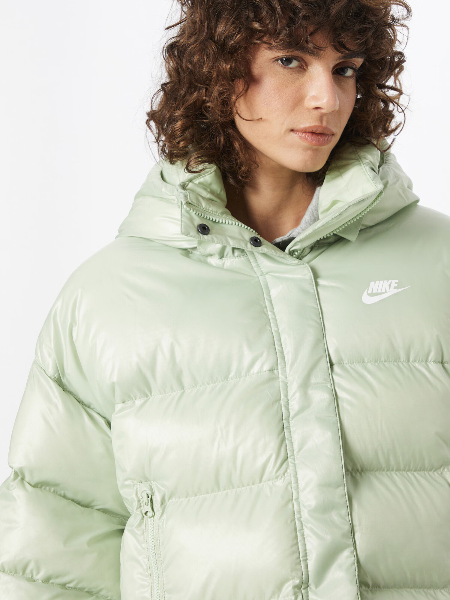 Nike Sportswear Geacă de iarnă verde deschis / alb - Pled.ro