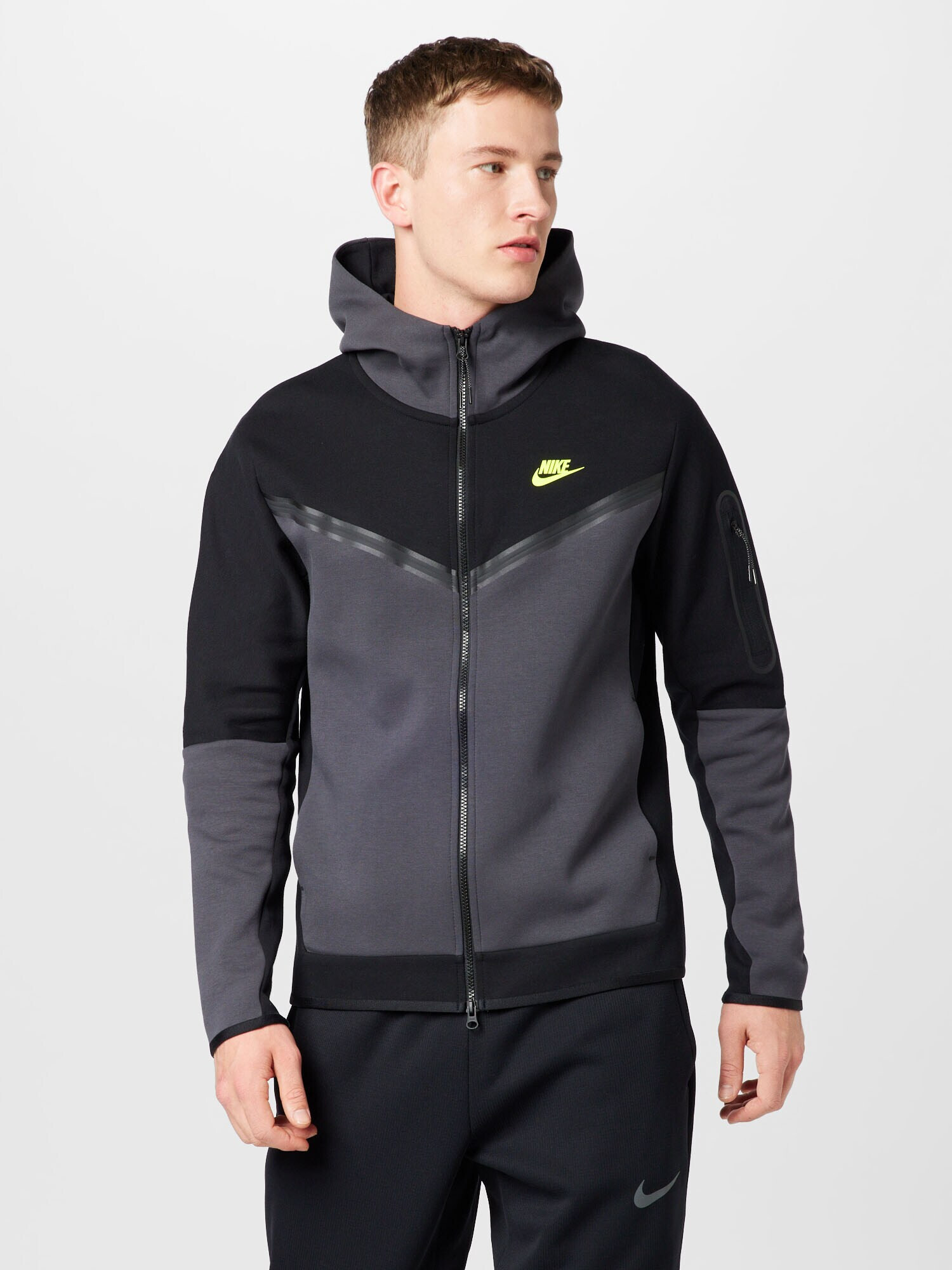 Nike Sportswear Hanorac gri metalic / verde / negru - Pled.ro