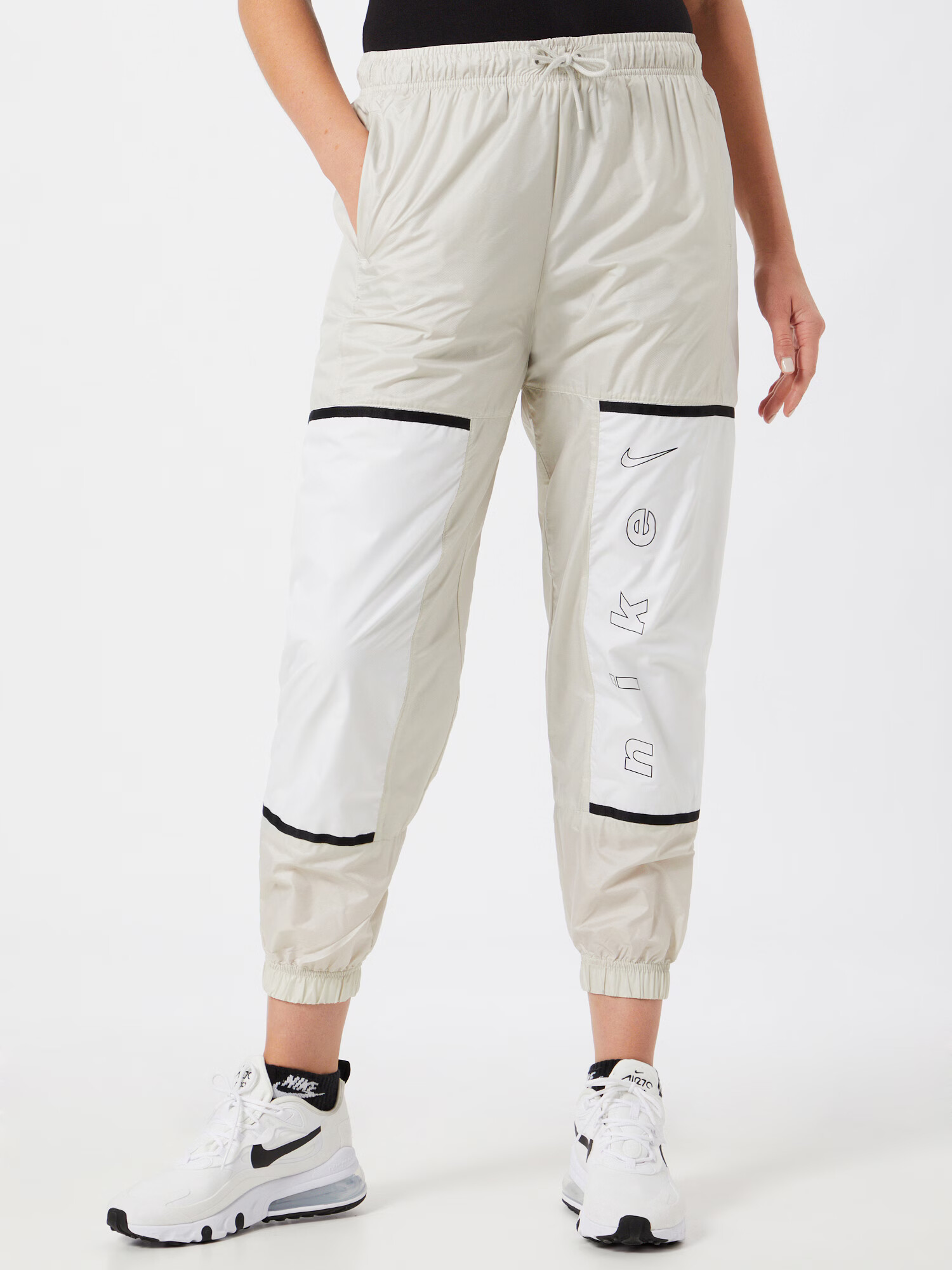 Nike Sportswear Pantaloni bej / negru / alb - Pled.ro