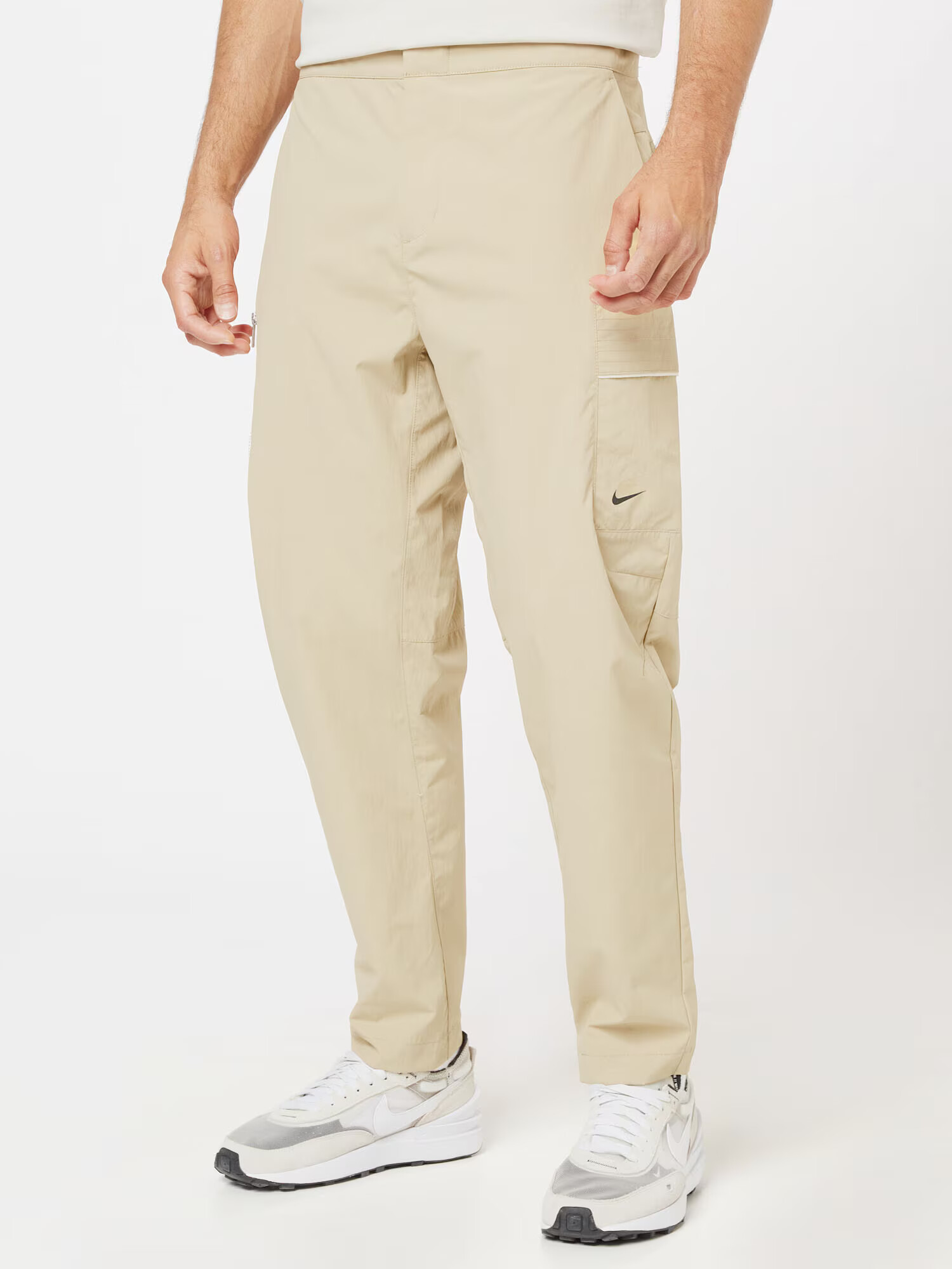 Nike Sportswear Pantaloni cu buzunare maro deschis - Pled.ro