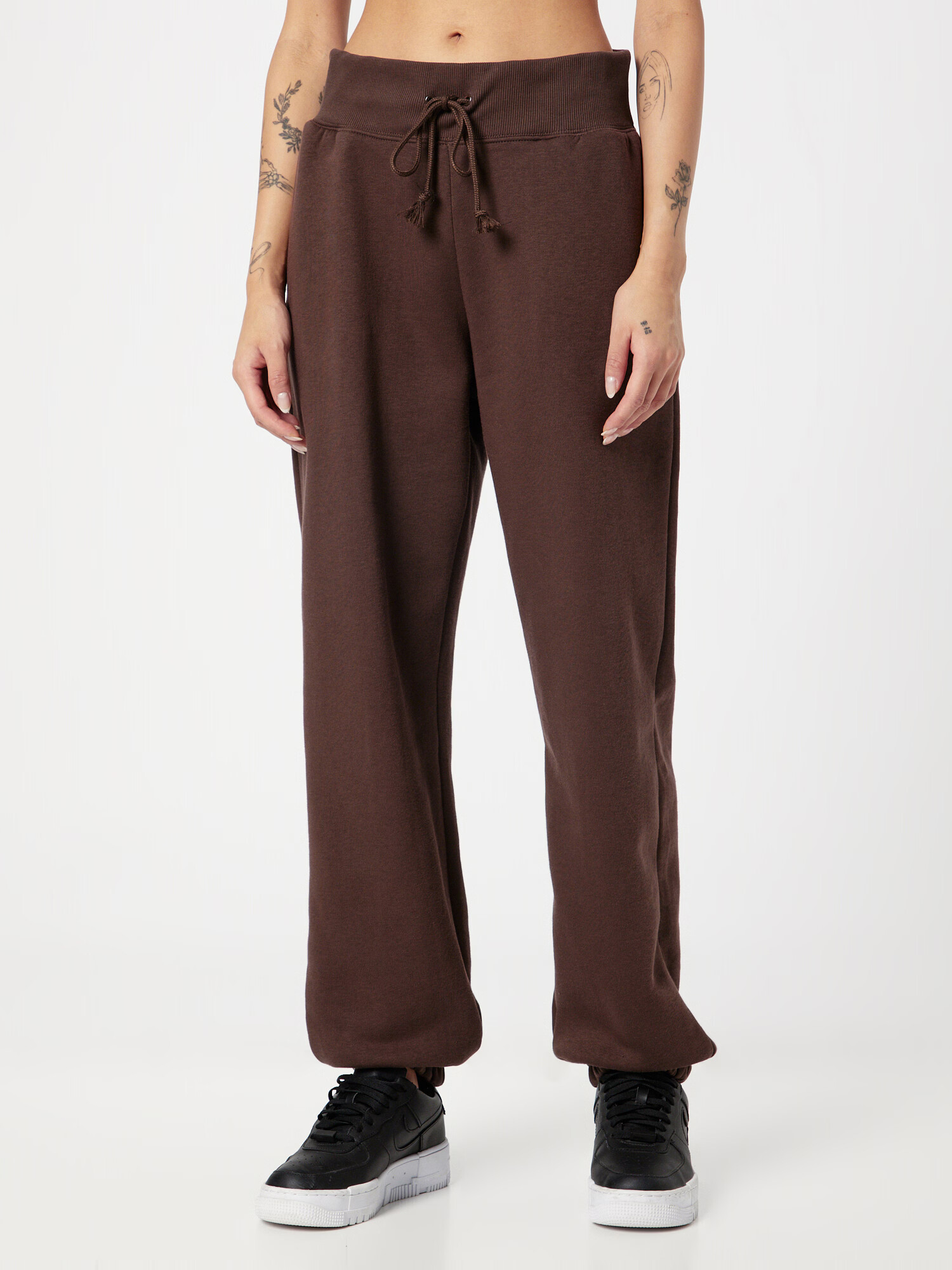 Nike Sportswear Pantaloni maro / alb - Pled.ro