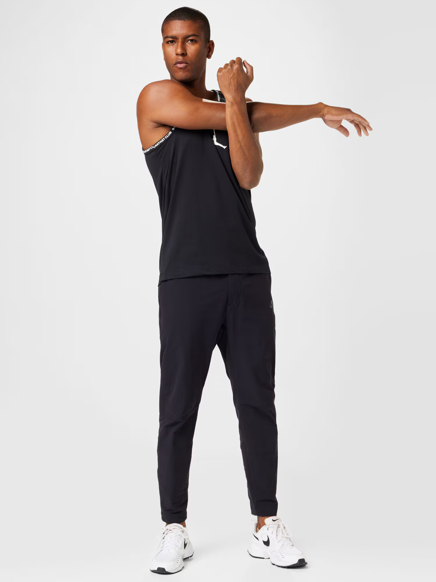 Nike Sportswear Pantaloni negru - Pled.ro