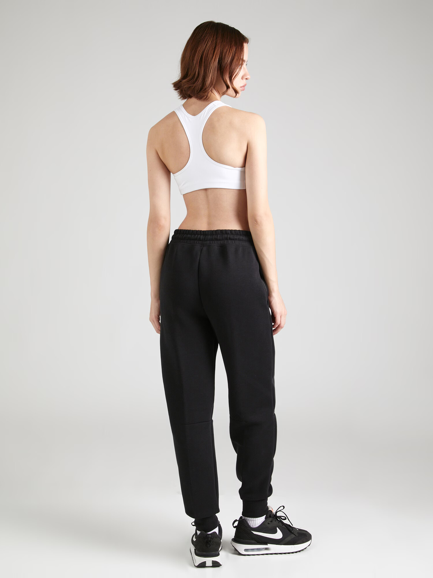 Nike Sportswear Pantaloni negru - Pled.ro