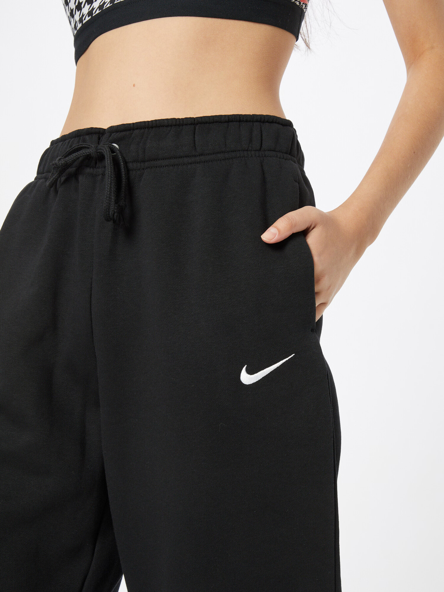 Nike Sportswear Pantaloni negru - Pled.ro