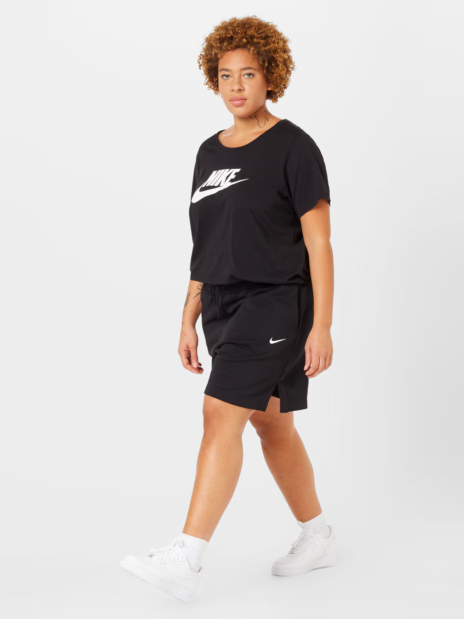 Nike Sportswear Pantaloni sport negru / alb - Pled.ro