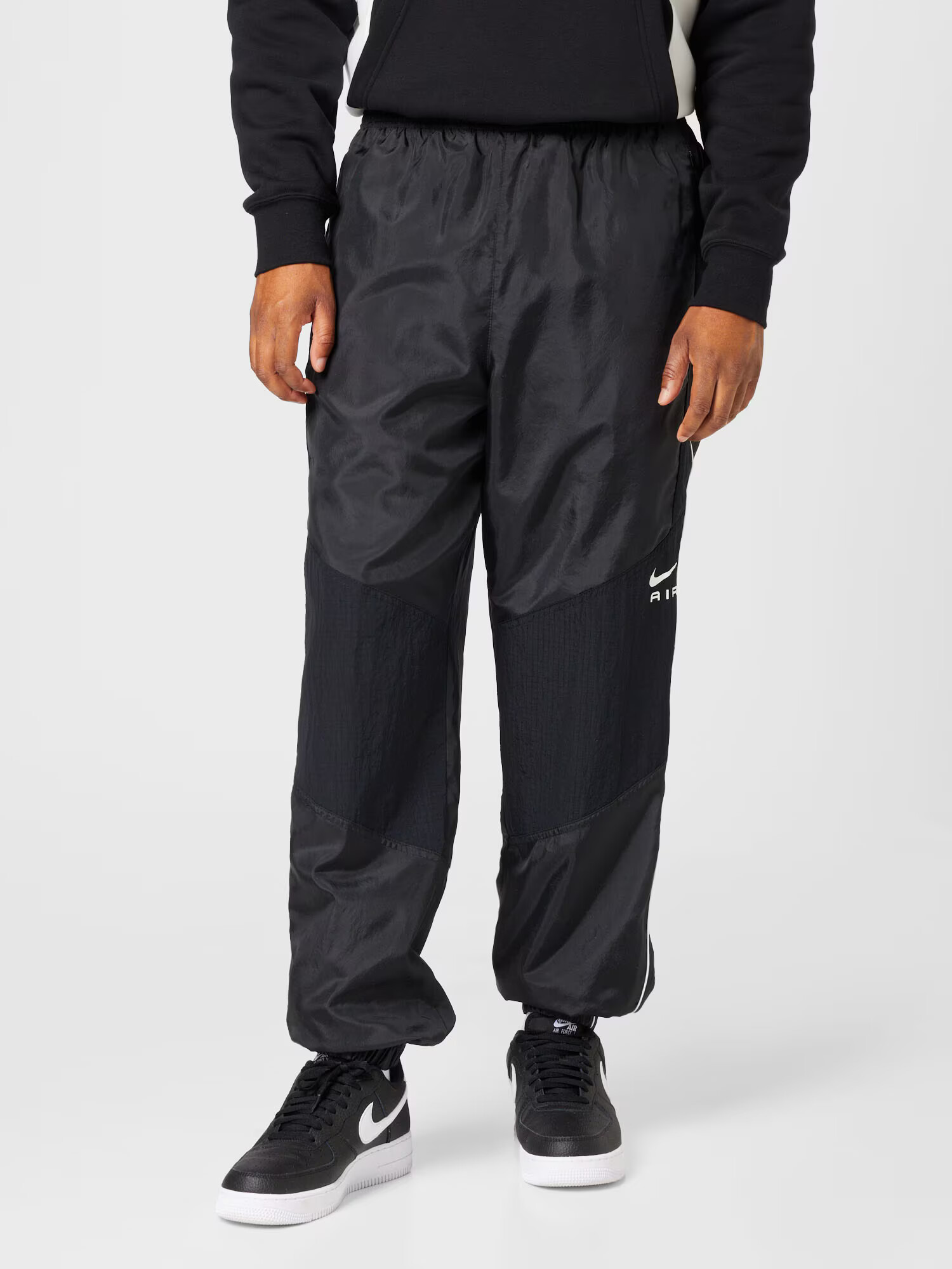 Nike Sportswear Pantaloni sport negru / alb - Pled.ro