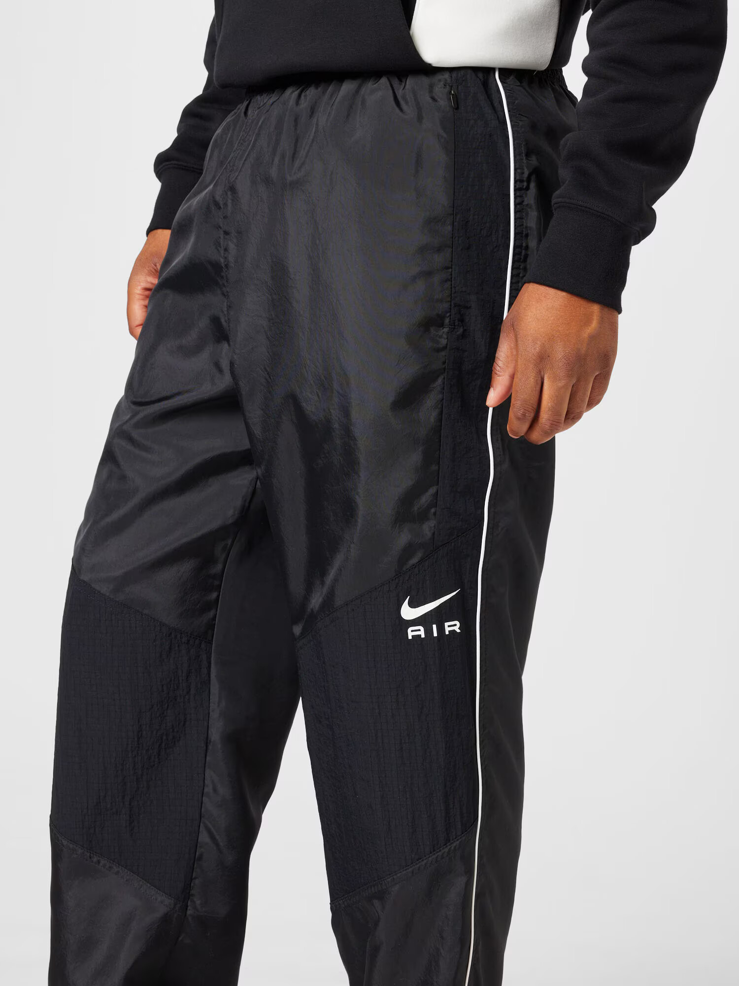 Nike Sportswear Pantaloni sport negru / alb - Pled.ro