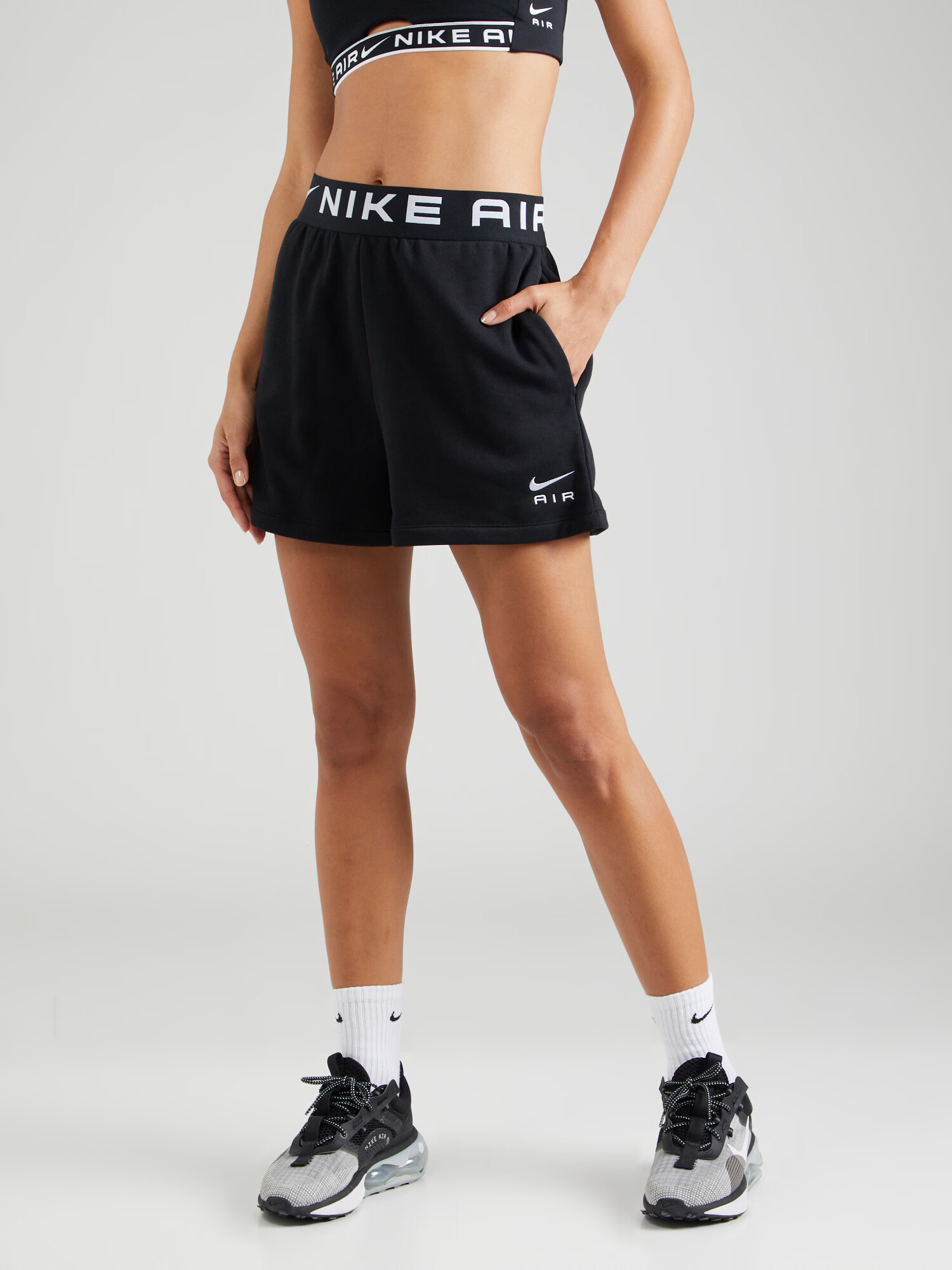 Nike Sportswear Pantaloni negru / alb - Pled.ro