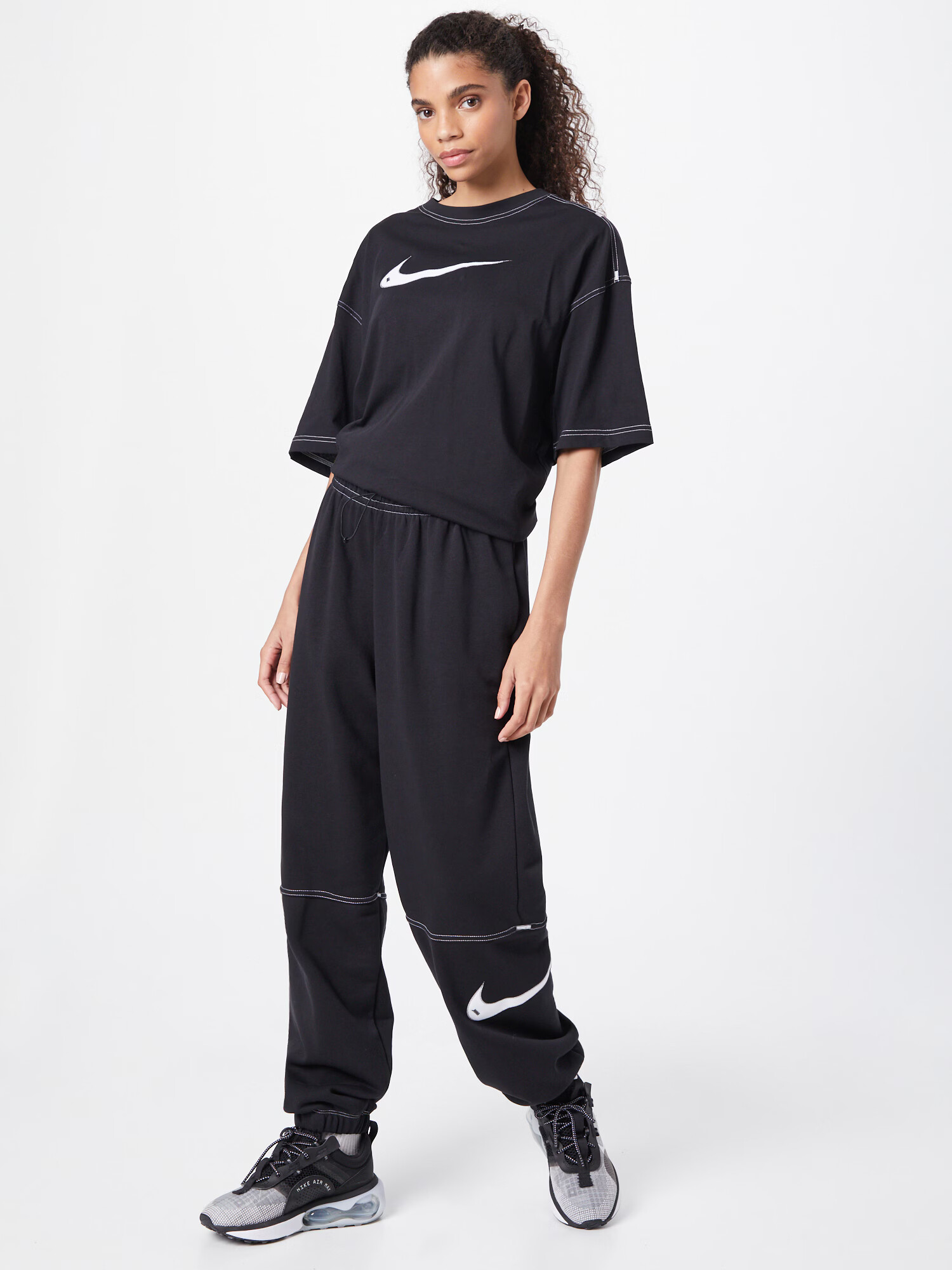 Nike Sportswear Pantaloni negru / alb - Pled.ro