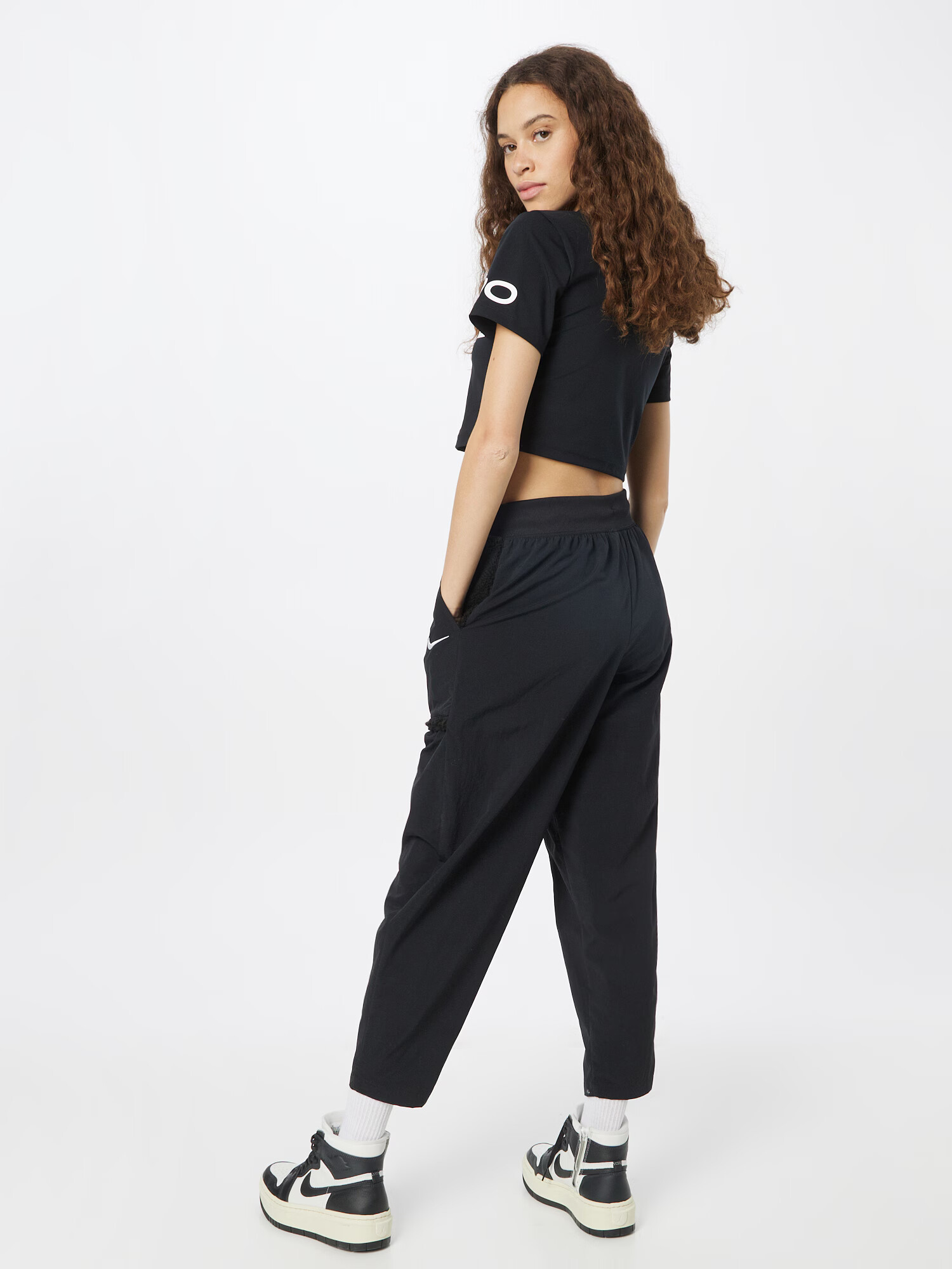 Nike Sportswear Pantaloni negru / alb - Pled.ro