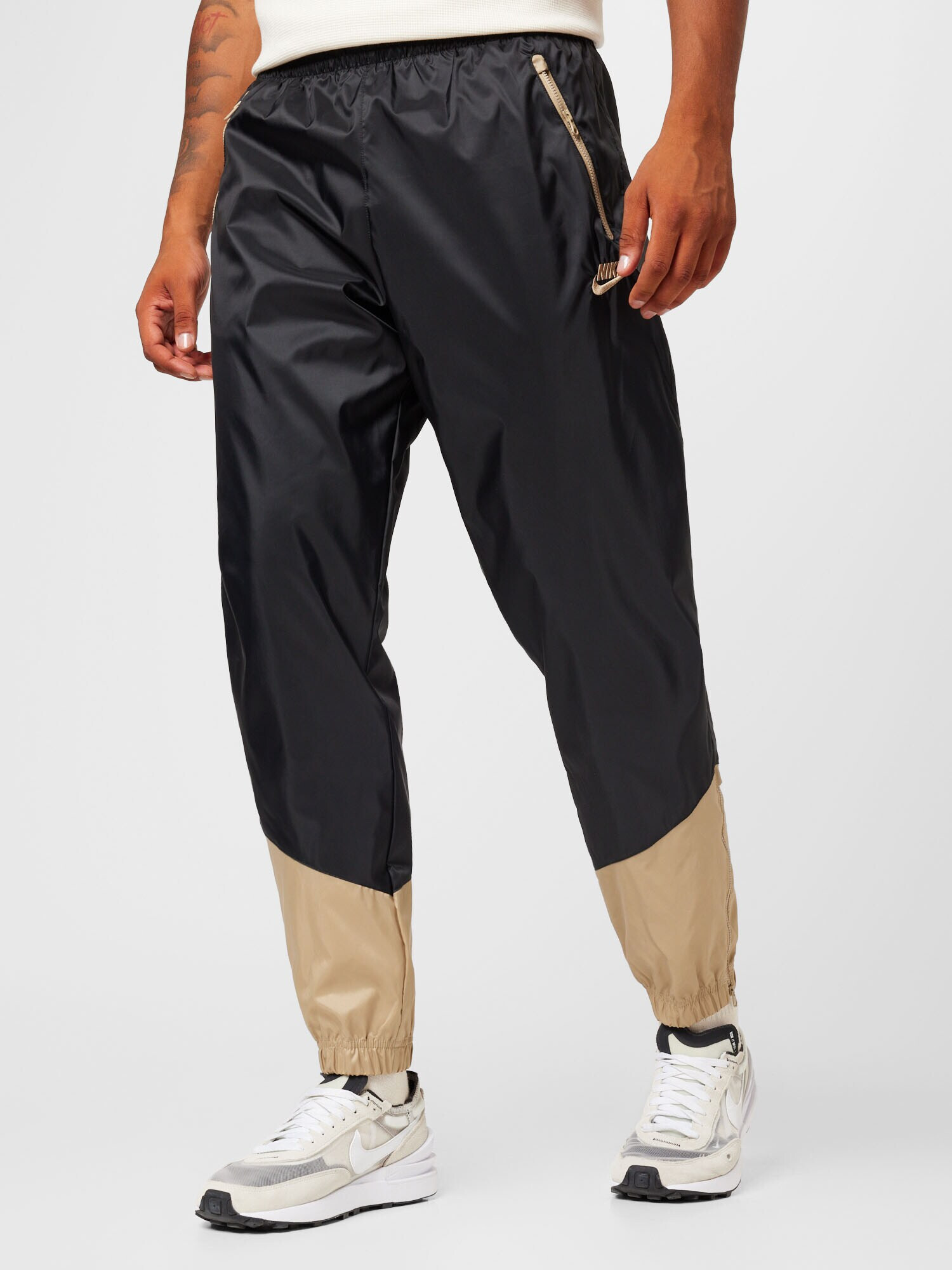 Nike Sportswear Pantaloni șamoa / negru - Pled.ro