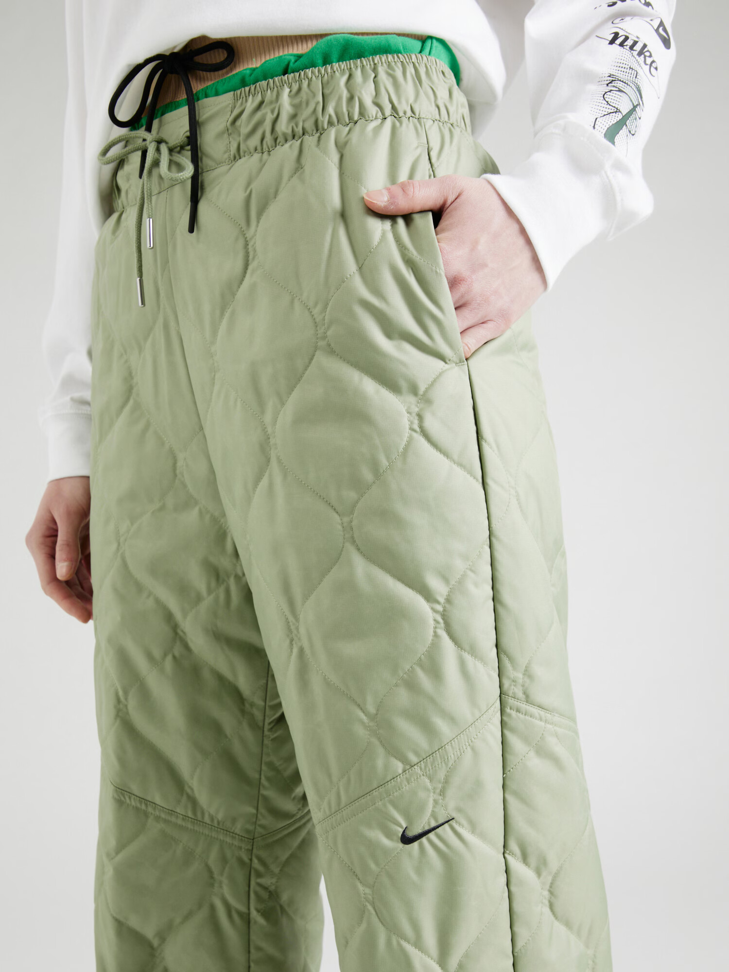 Nike Sportswear Pantaloni verde măr - Pled.ro