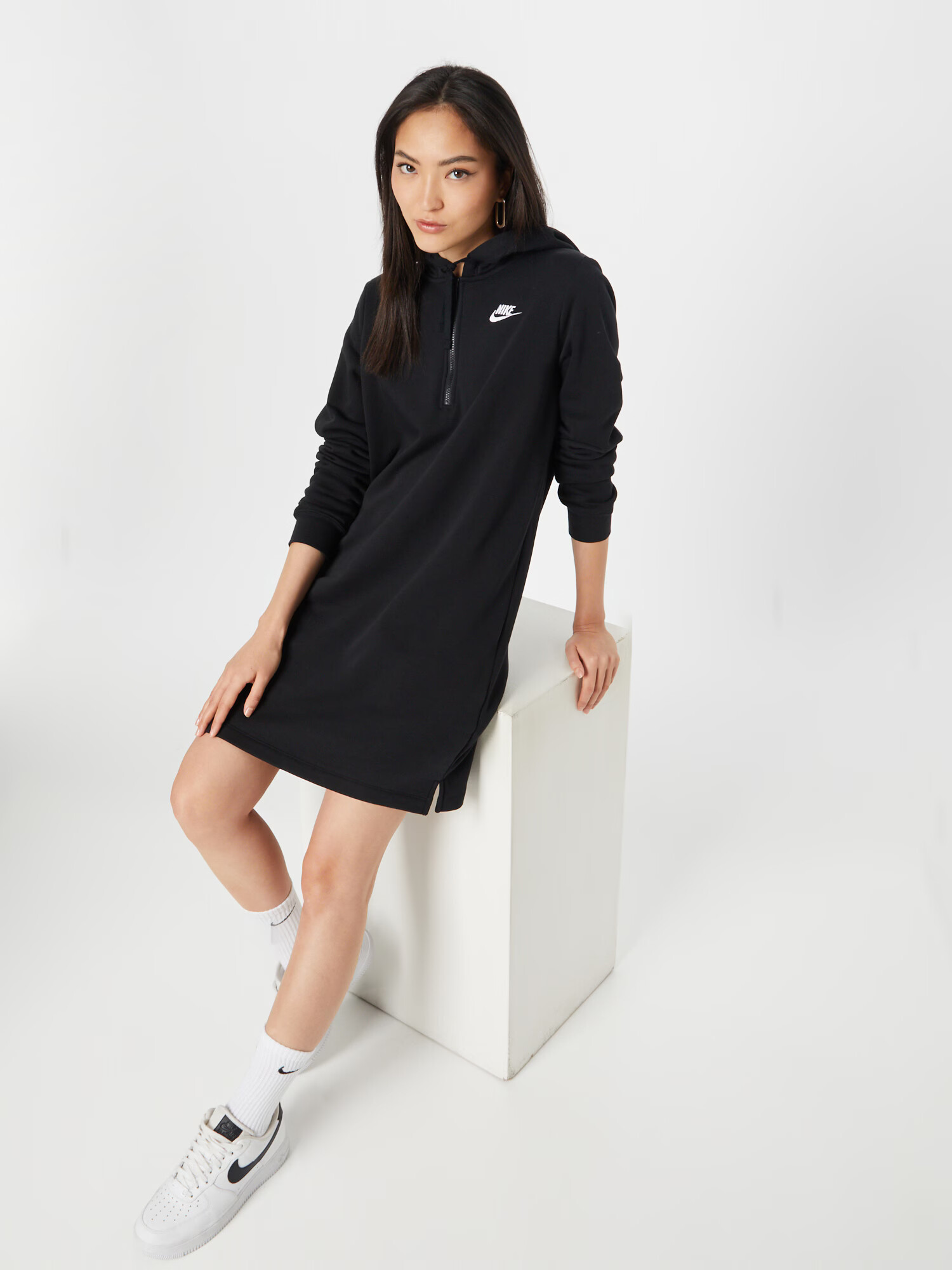 Nike Sportswear Rochie negru / alb - Pled.ro