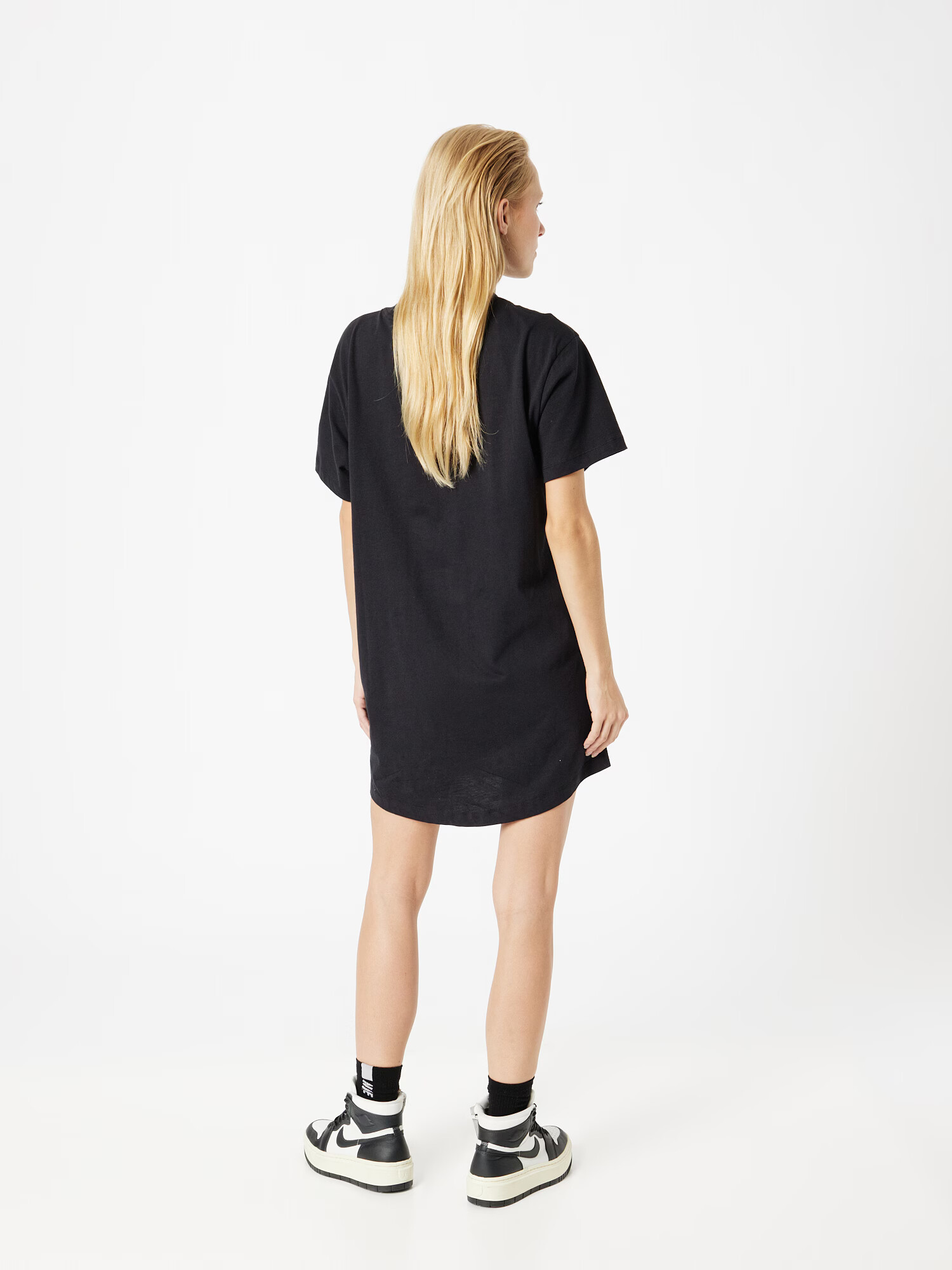 Nike Sportswear Rochie 'Essential' negru / alb - Pled.ro