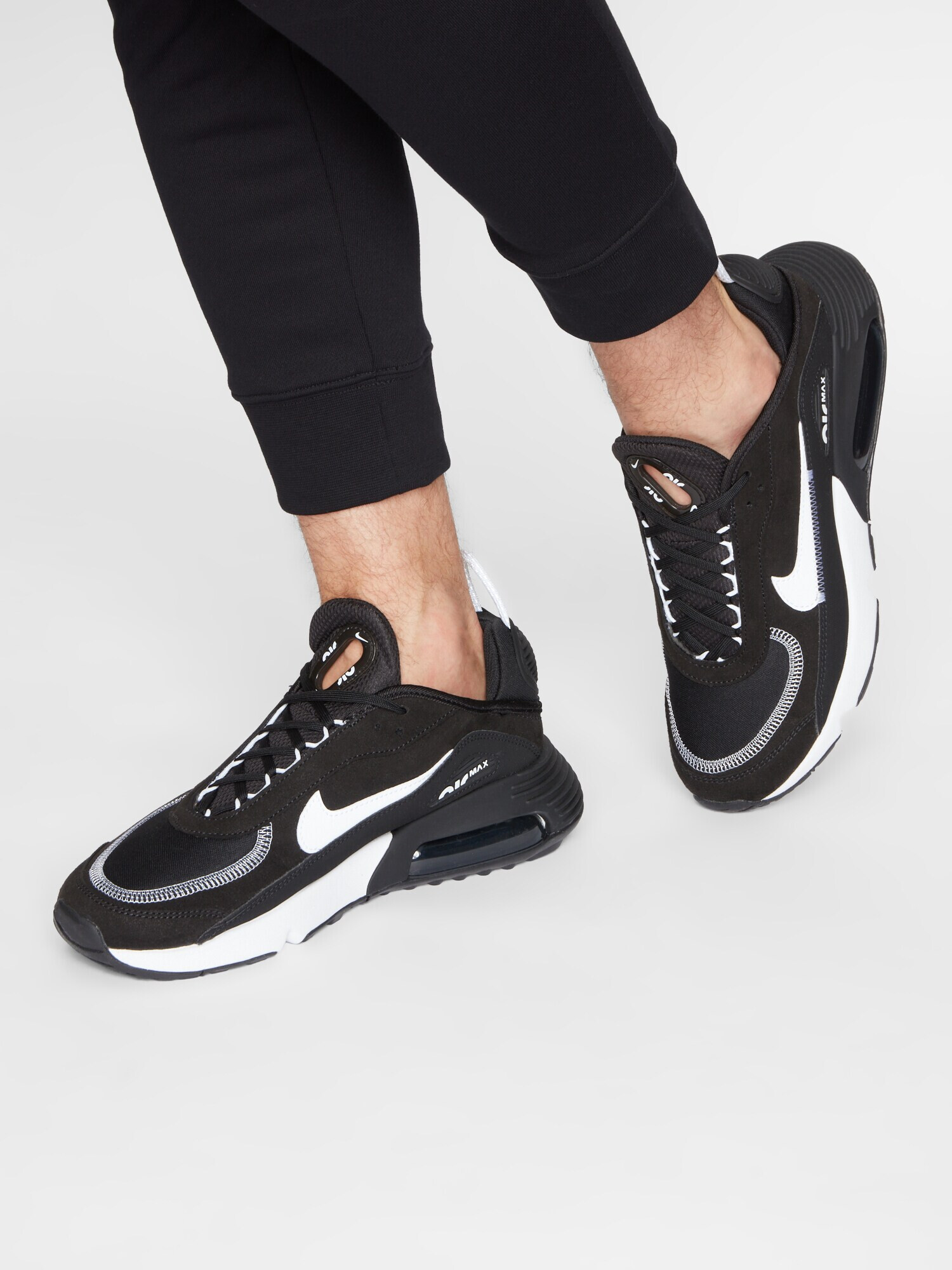 Nike Sportswear Sneaker low negru / alb - Pled.ro