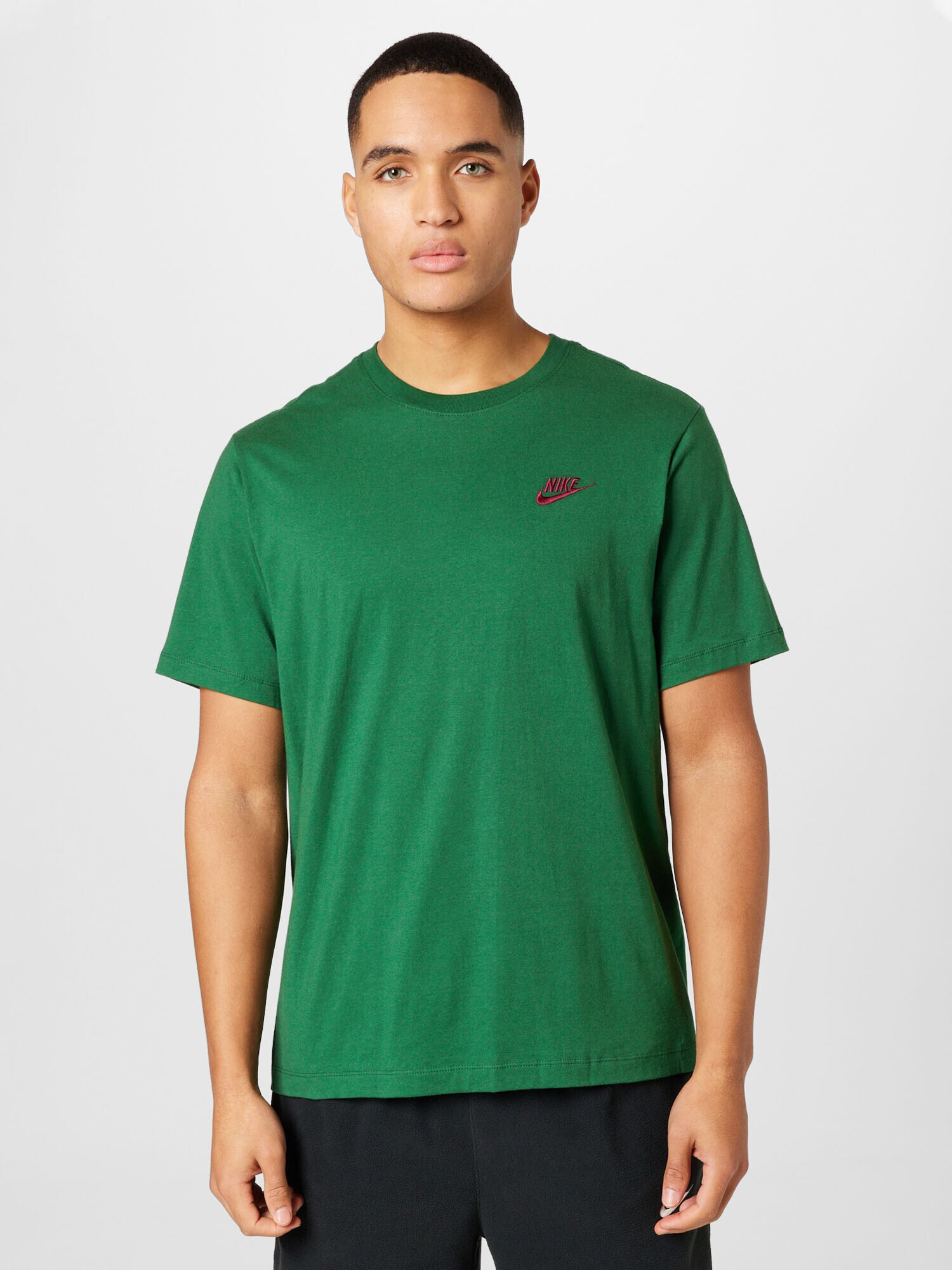 NIKE Tricou 'Club' verde iarbă / roșu - Pled.ro