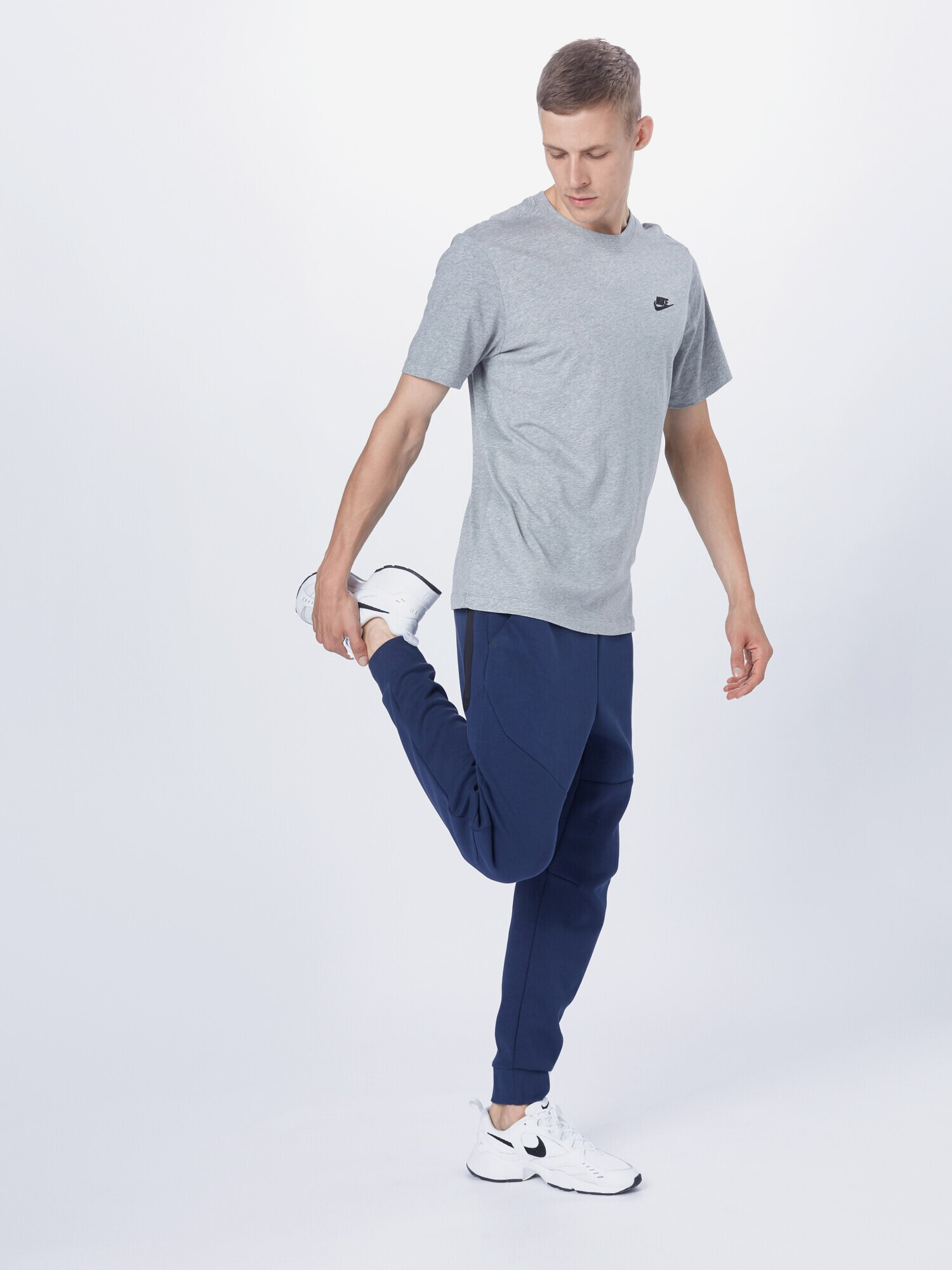 Nike Sportswear Tricou 'Club' bleumarin / gri amestecat - Pled.ro