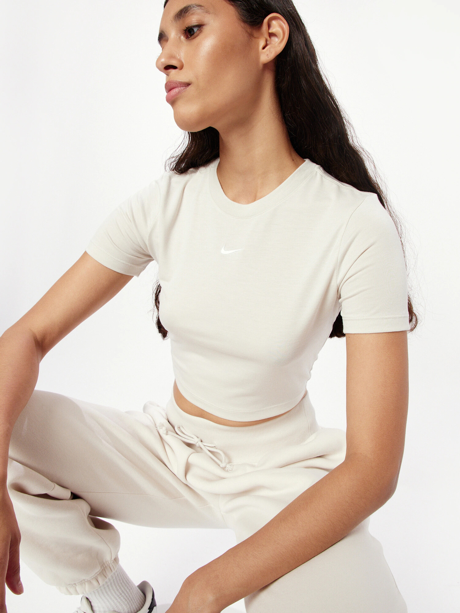 Nike Sportswear Tricou 'Essential' maro deschis - Pled.ro