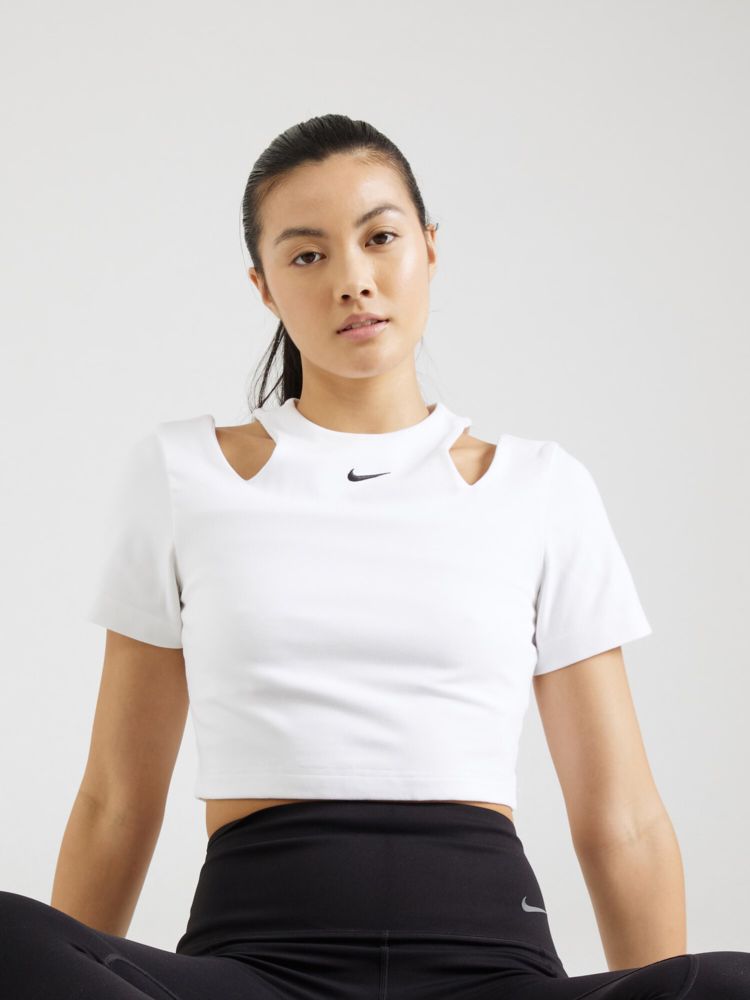 Nike Sportswear Tricou negru / alb - Pled.ro