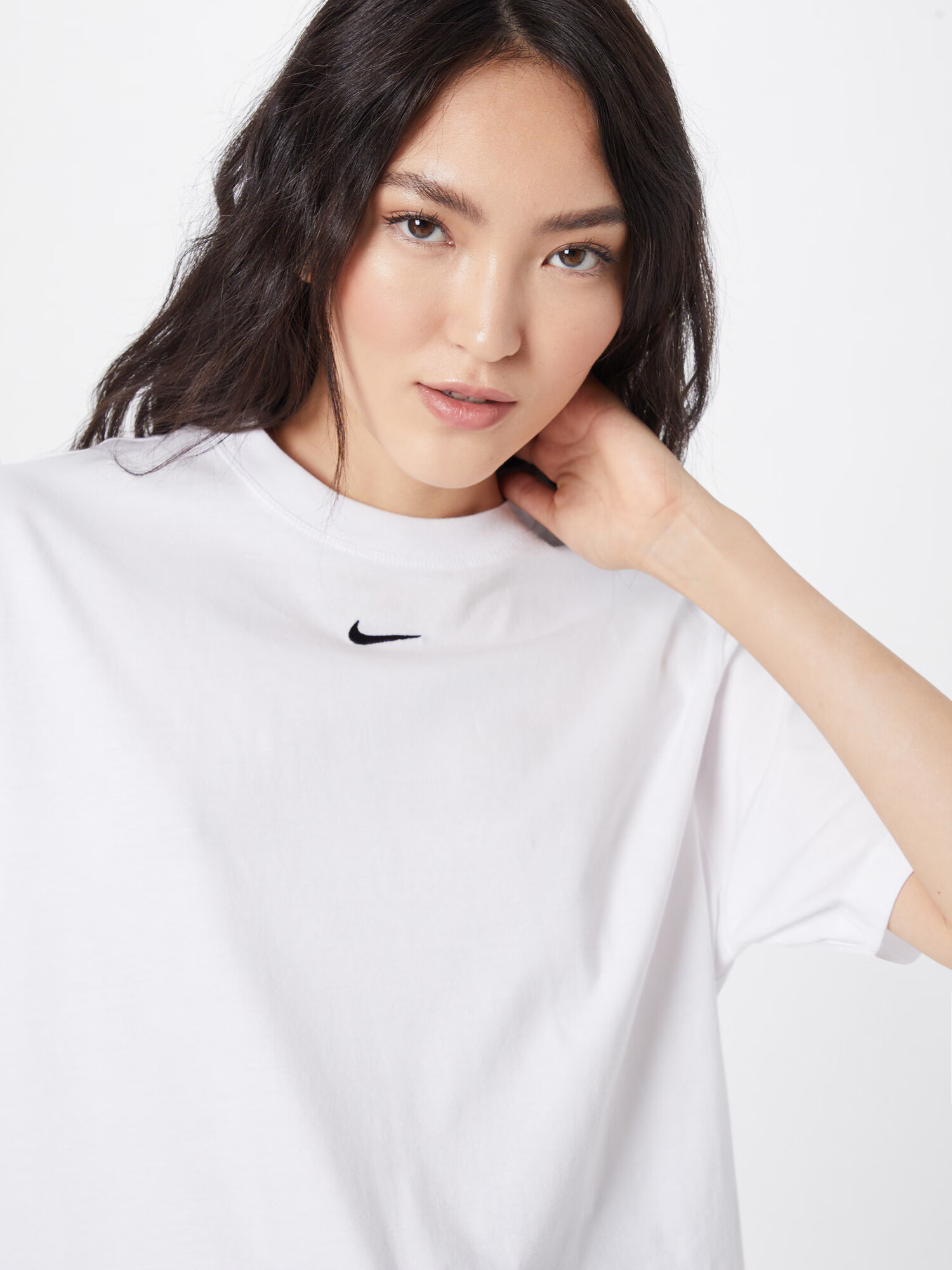 Nike Sportswear Tricou 'Essential' negru / alb - Pled.ro