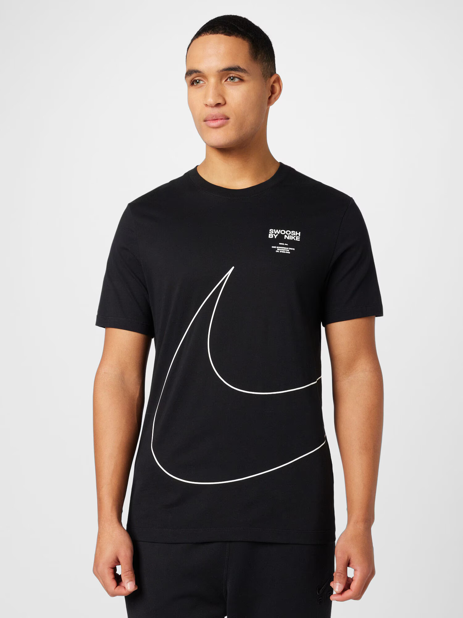 Nike Sportswear Tricou negru / alb - Pled.ro