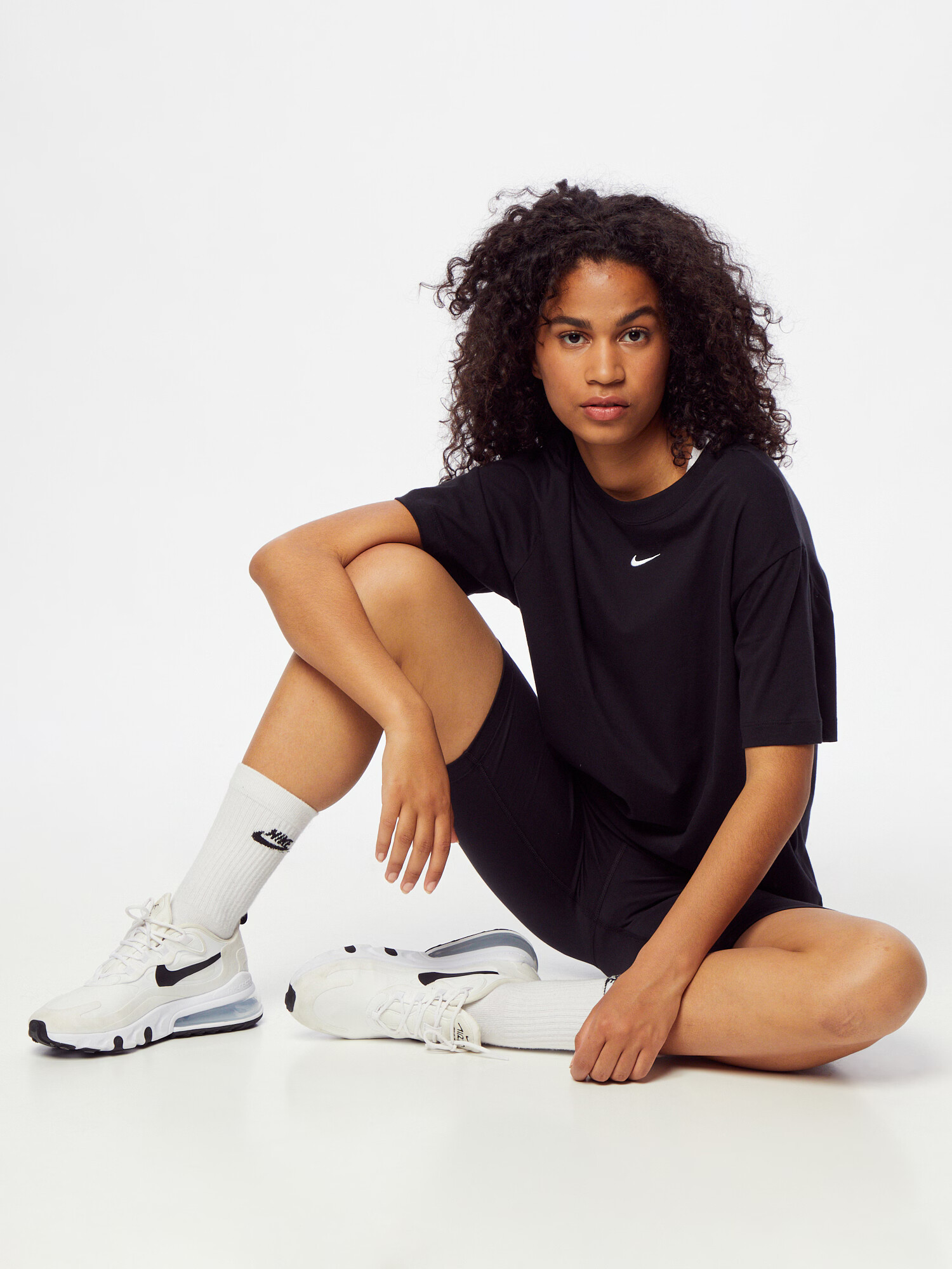 Nike Sportswear Tricou supradimensional negru - Pled.ro