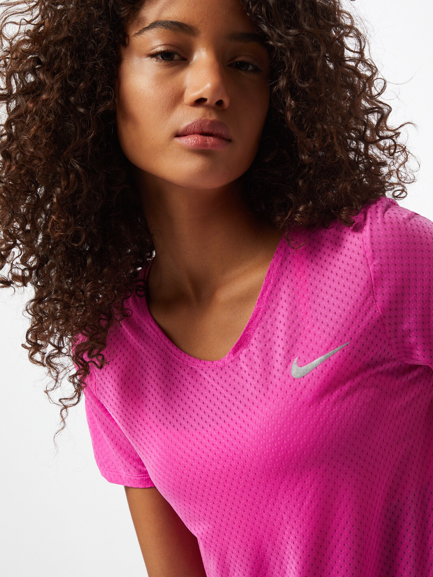 NIKE Tricou funcțional 'Breathe' gri / roz pitaya - Pled.ro