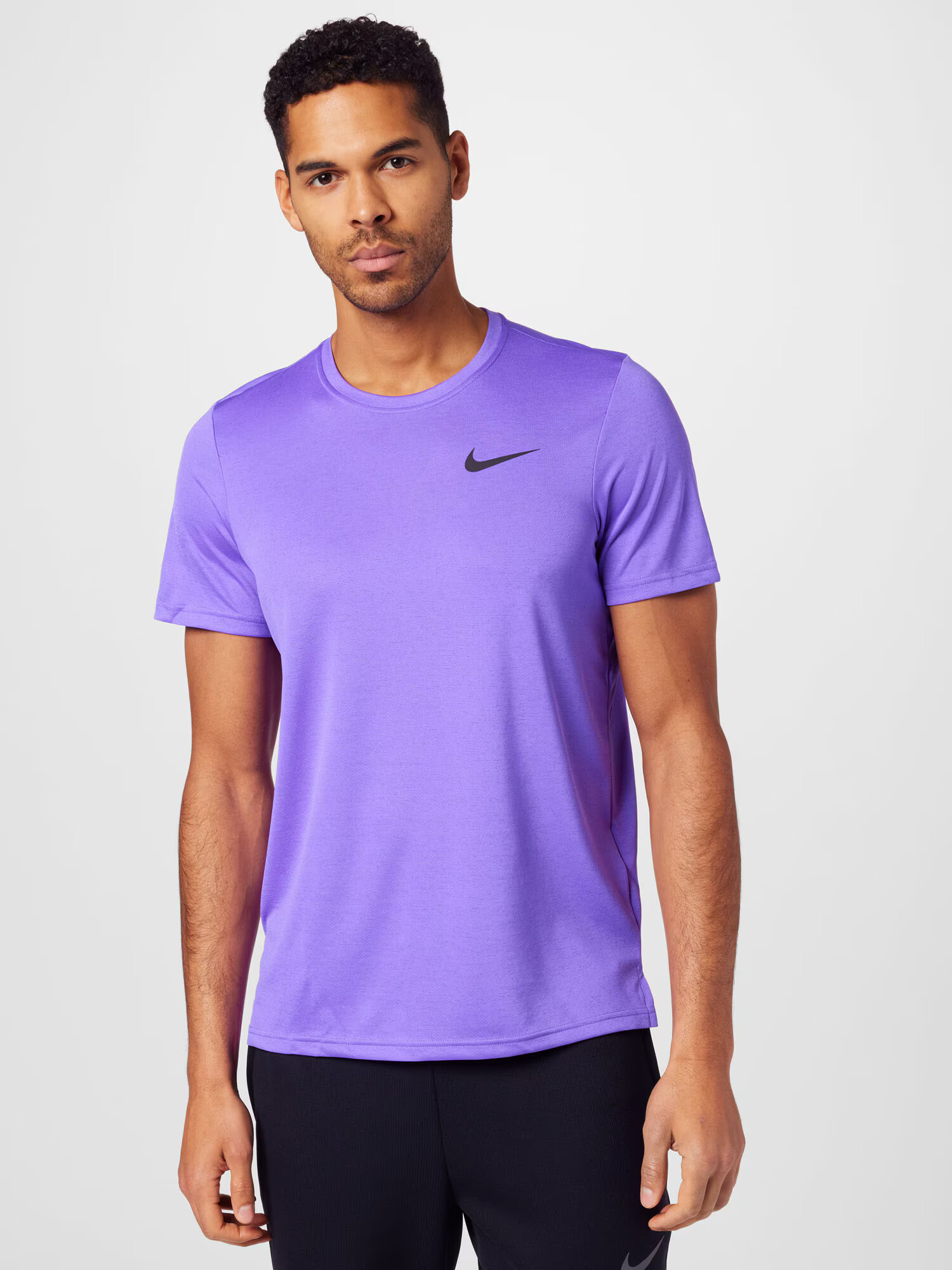 NIKE Tricou funcțional lila / negru - Pled.ro